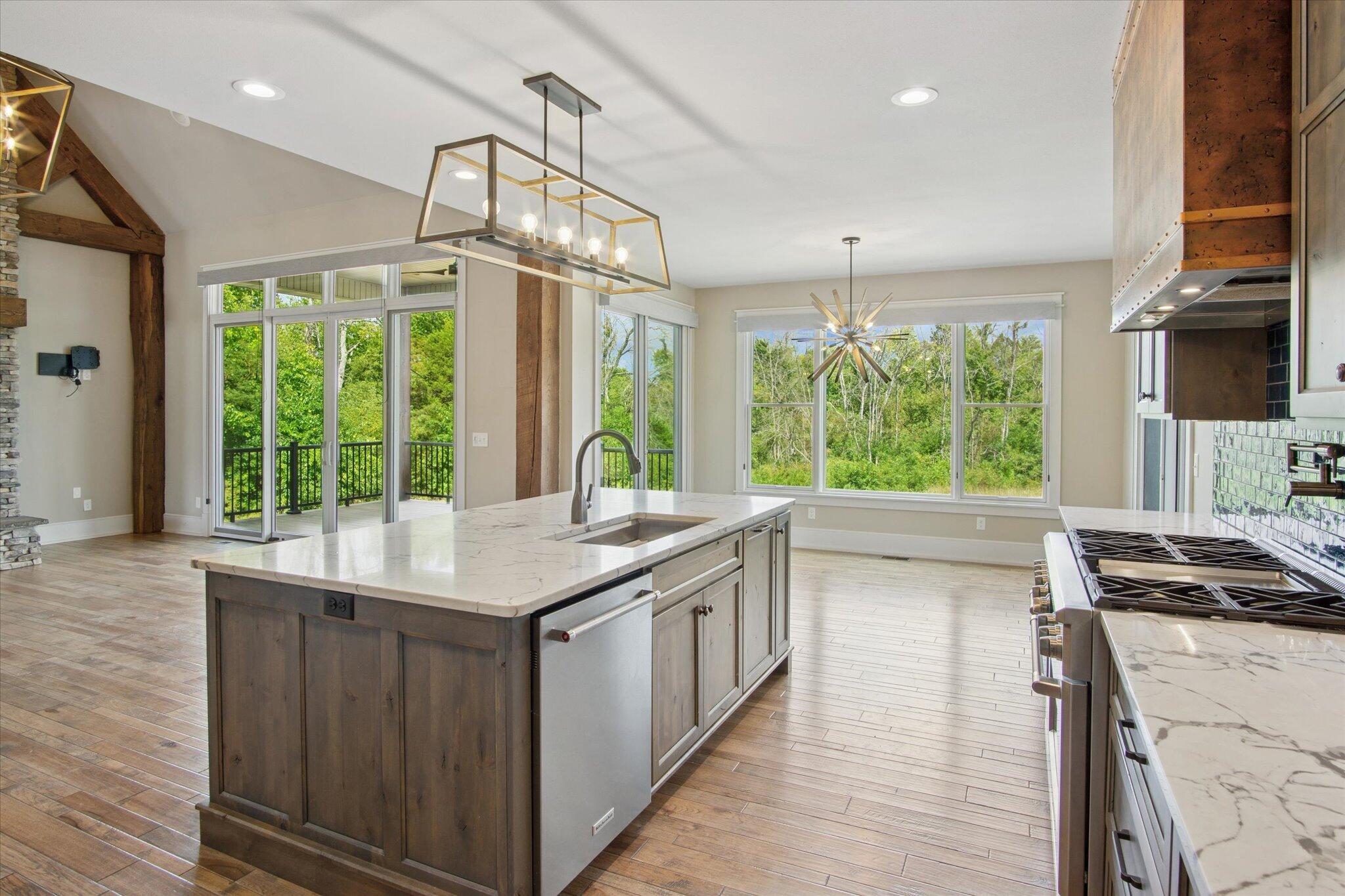 2470 East 565th Road Property Photo 15