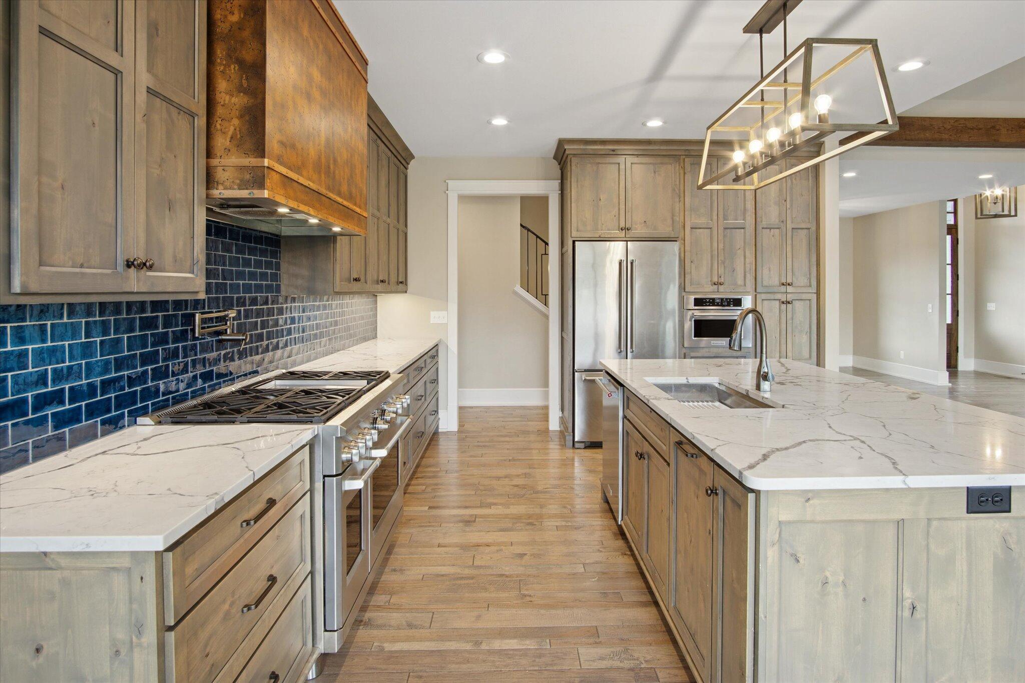 2470 East 565th Road Property Photo 23