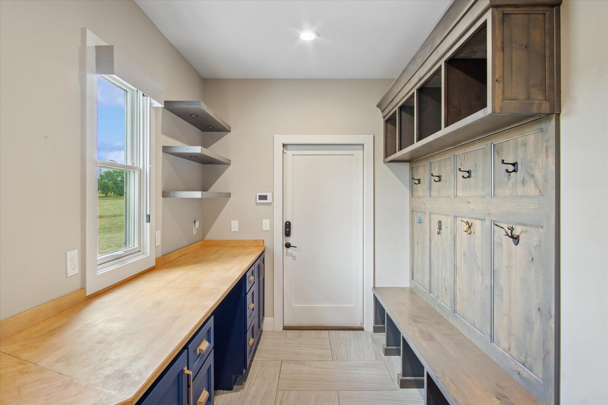 2470 East 565th Road Property Photo 49