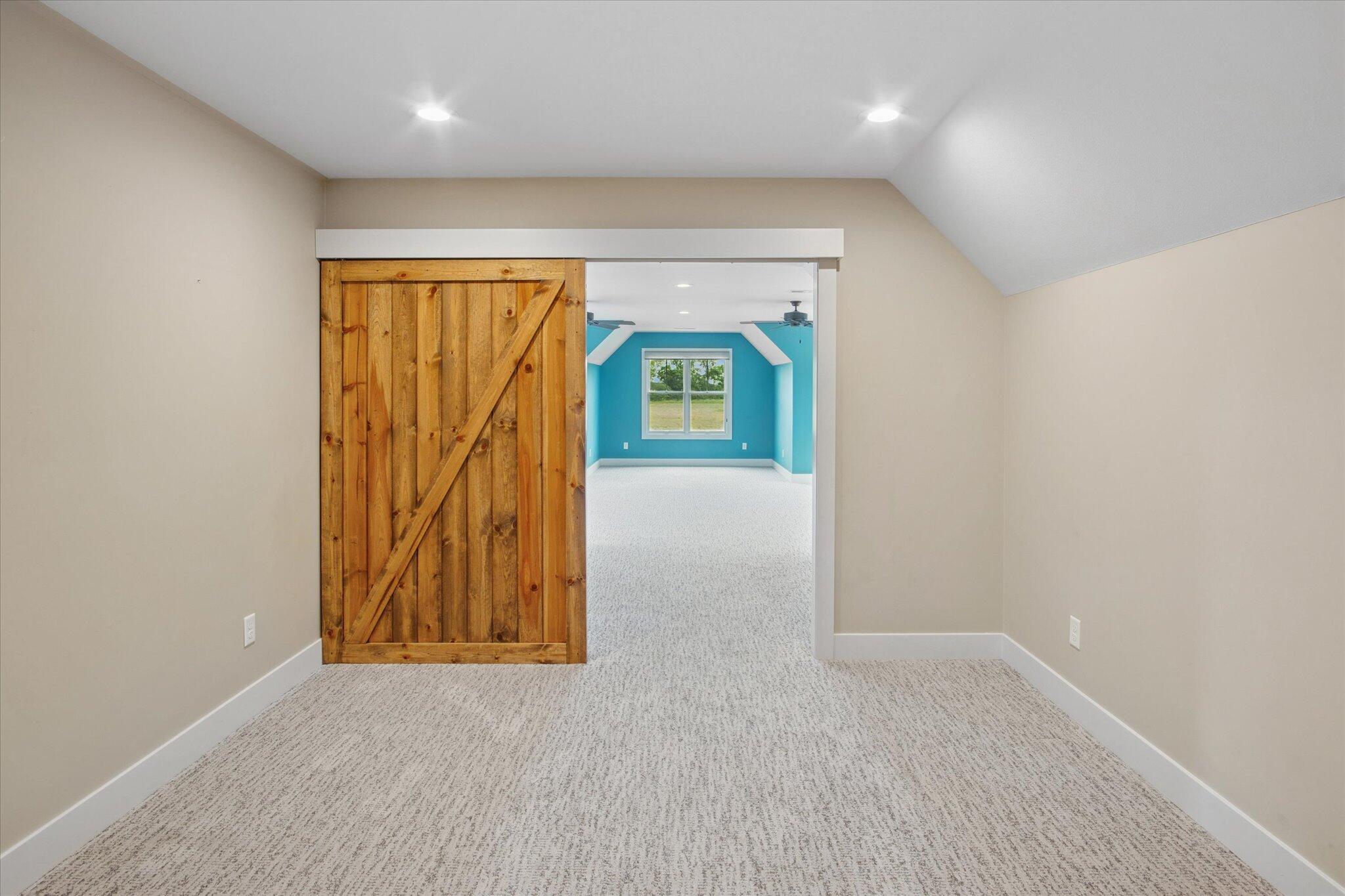 2470 East 565th Road Property Photo 55