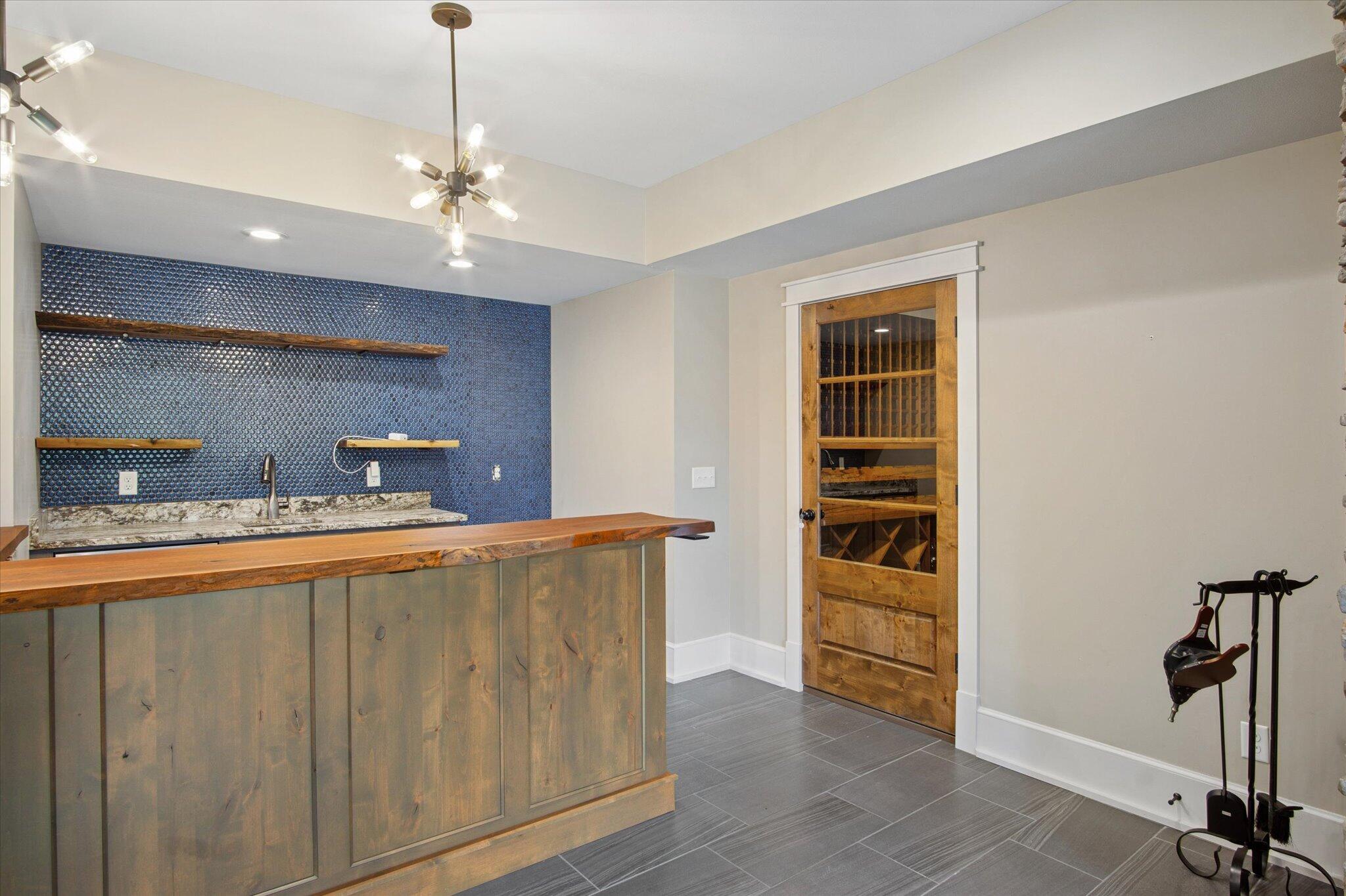 2470 East 565th Road Property Photo 76