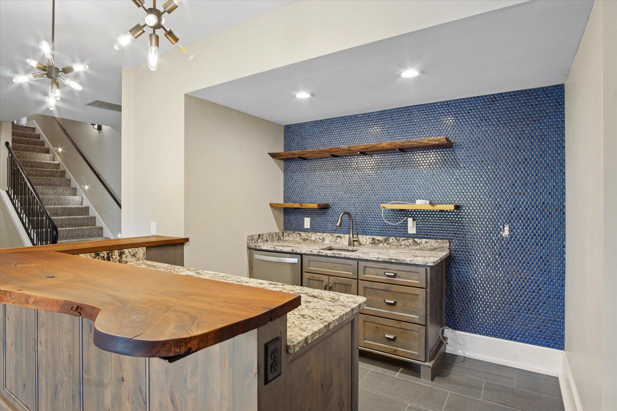 2470 East 565th Road Property Photo 79