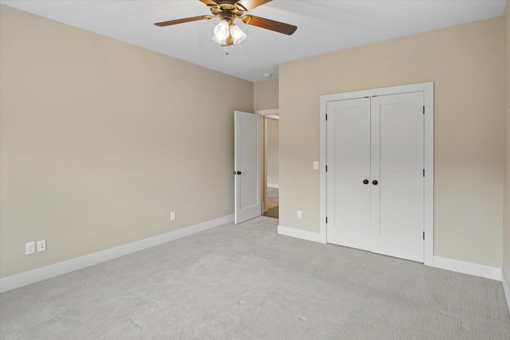 2470 East 565th Road Property Photo 89