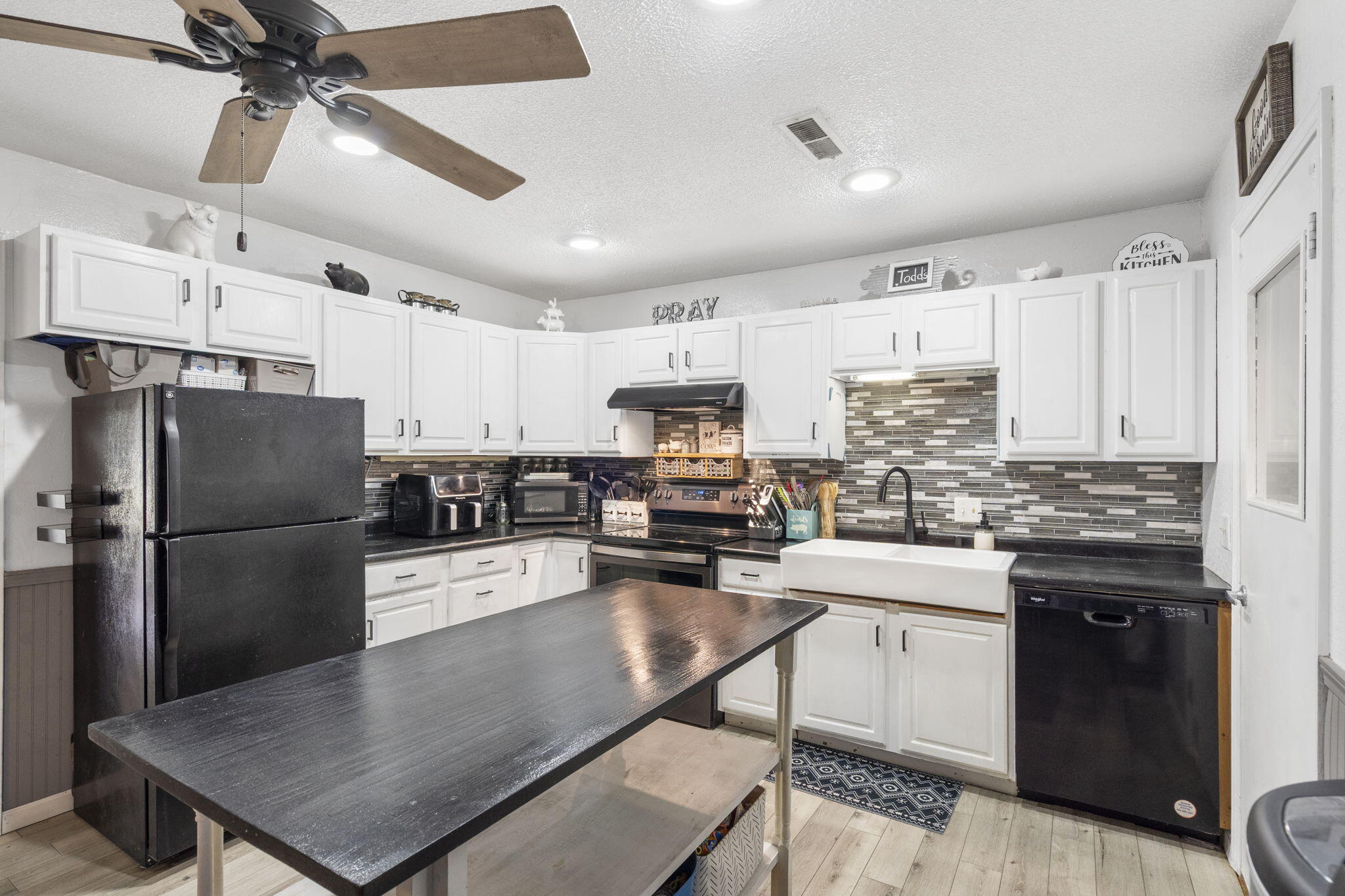 203 South Elder Street Property Photo 2