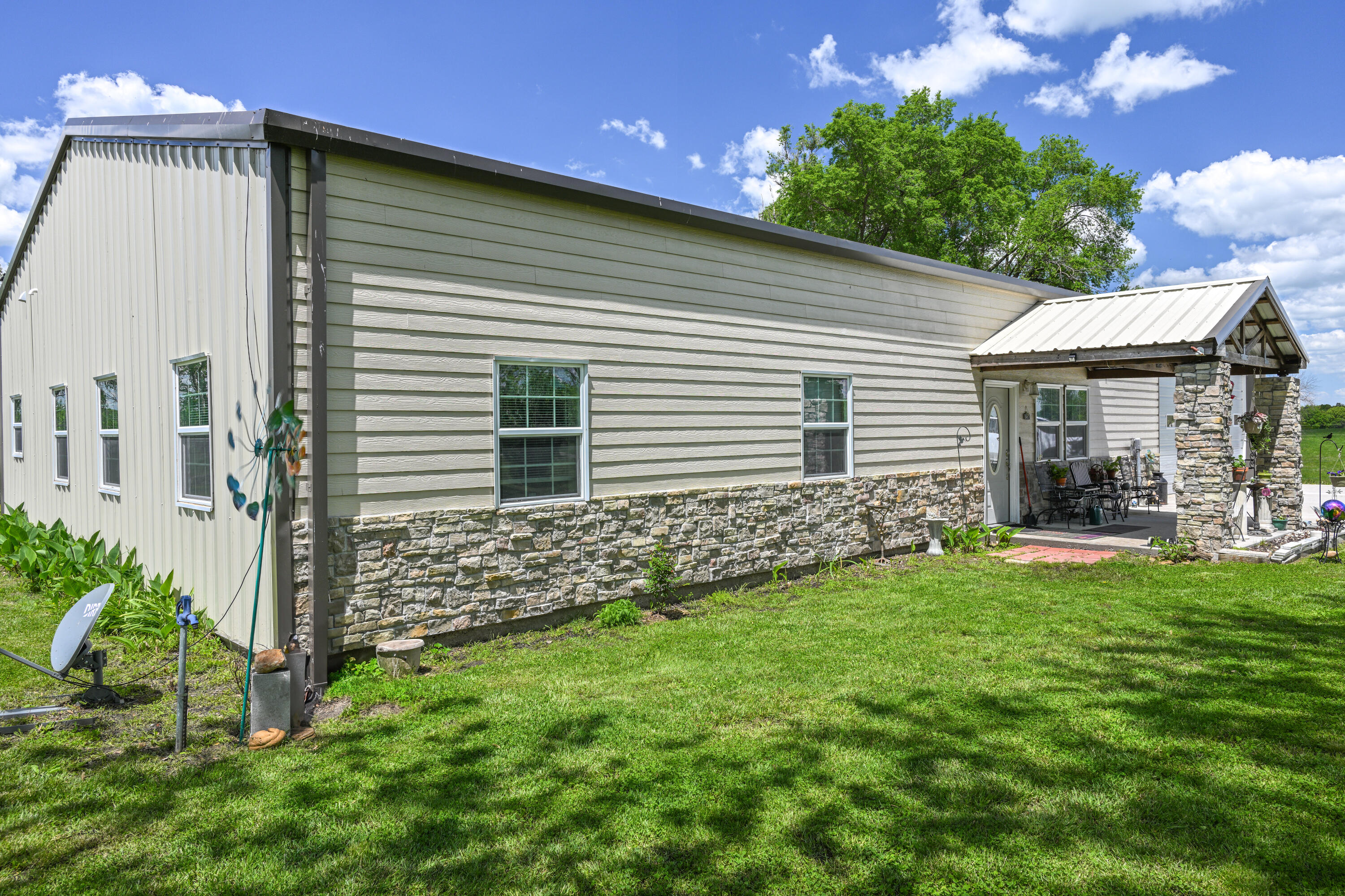 3421 Highway M Property Photo 5