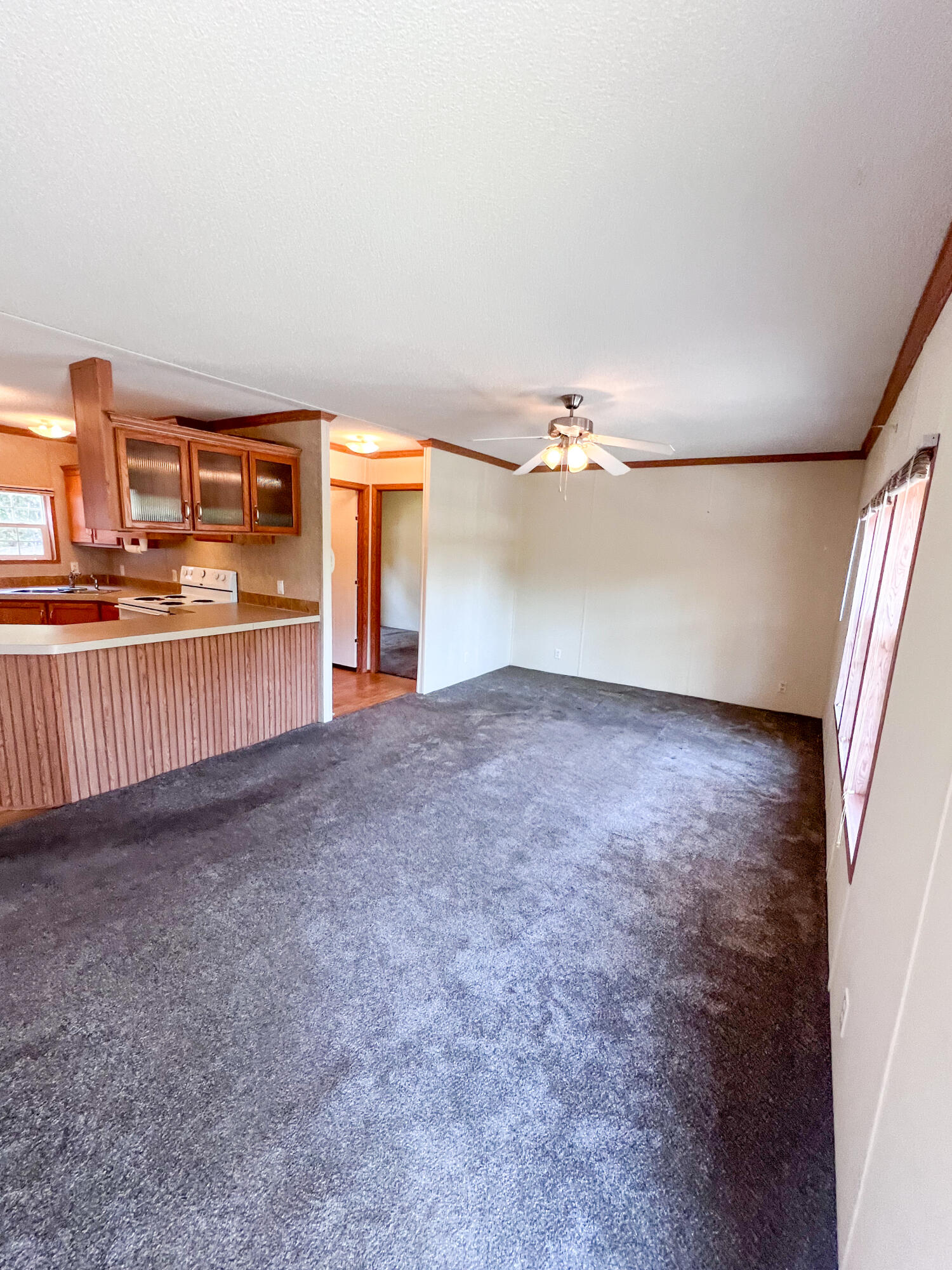 17976 New Hermitage Drive Property Photo 8