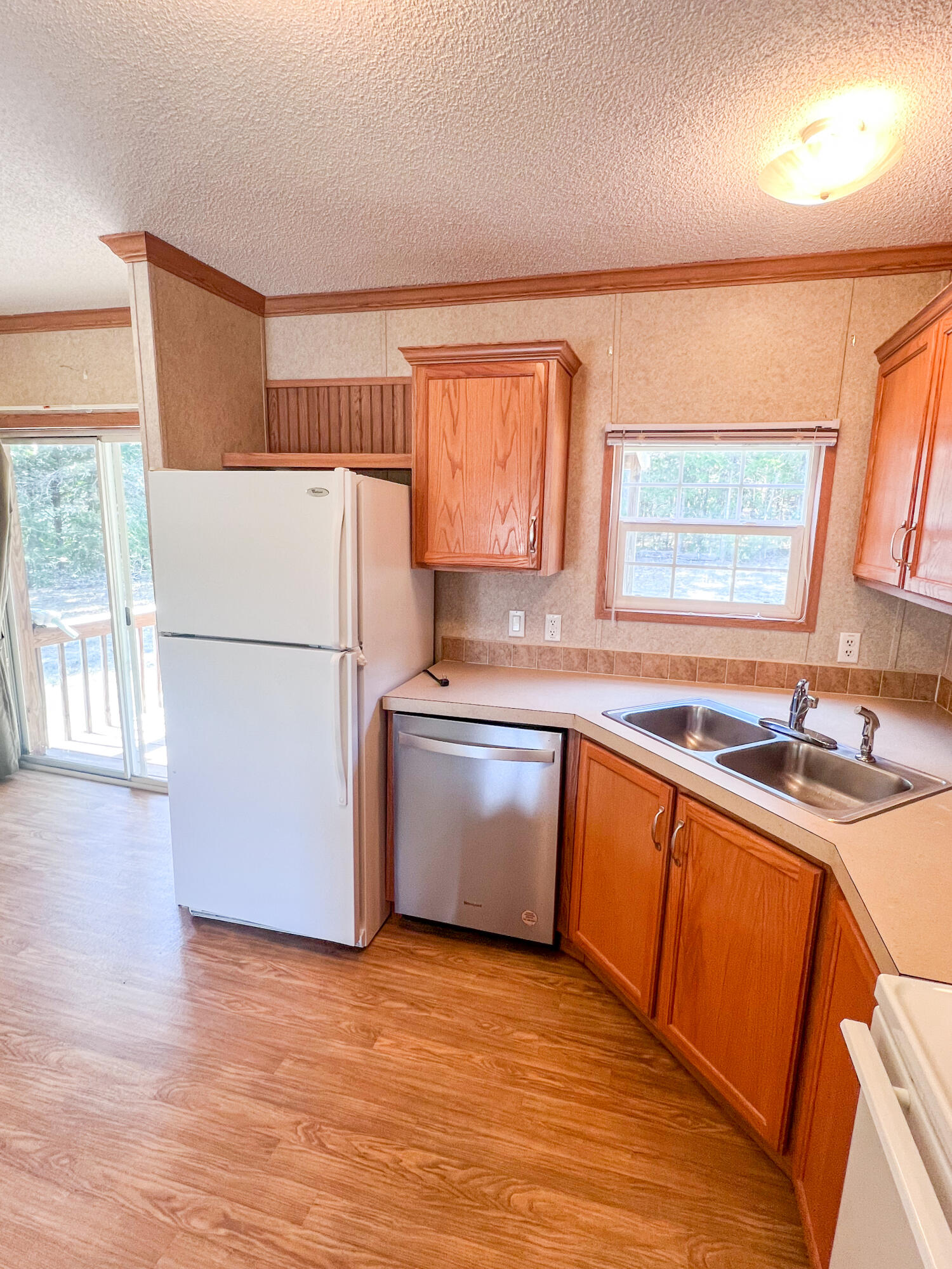 17976 New Hermitage Drive Property Photo 13