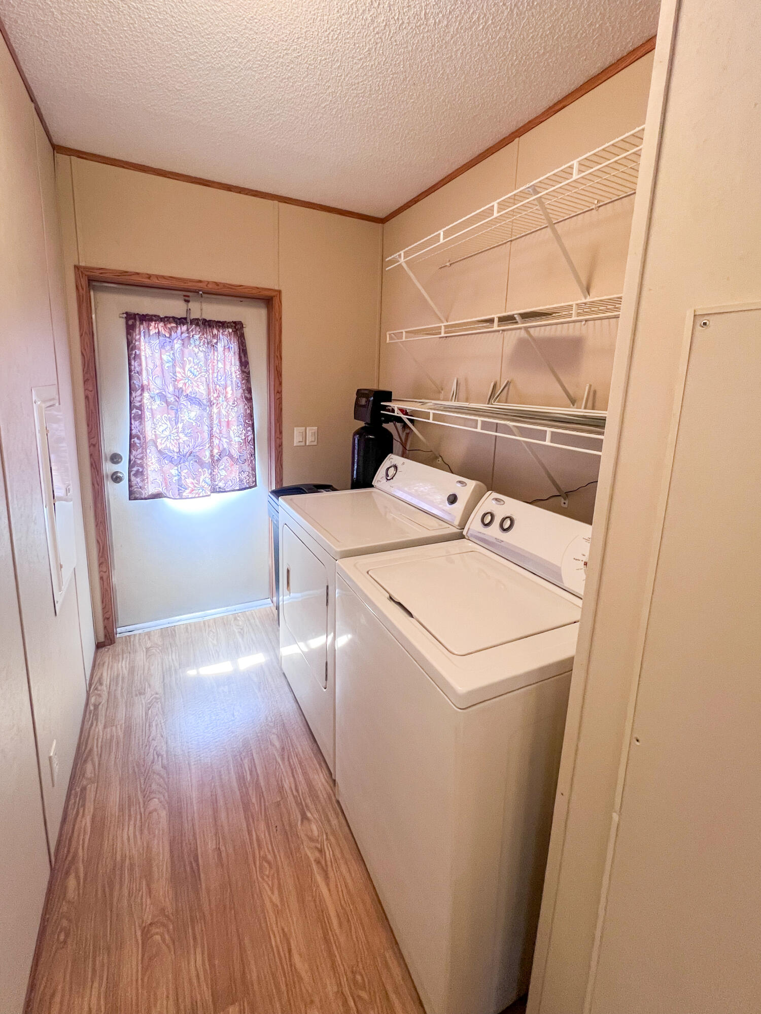 17976 New Hermitage Drive Property Photo 14