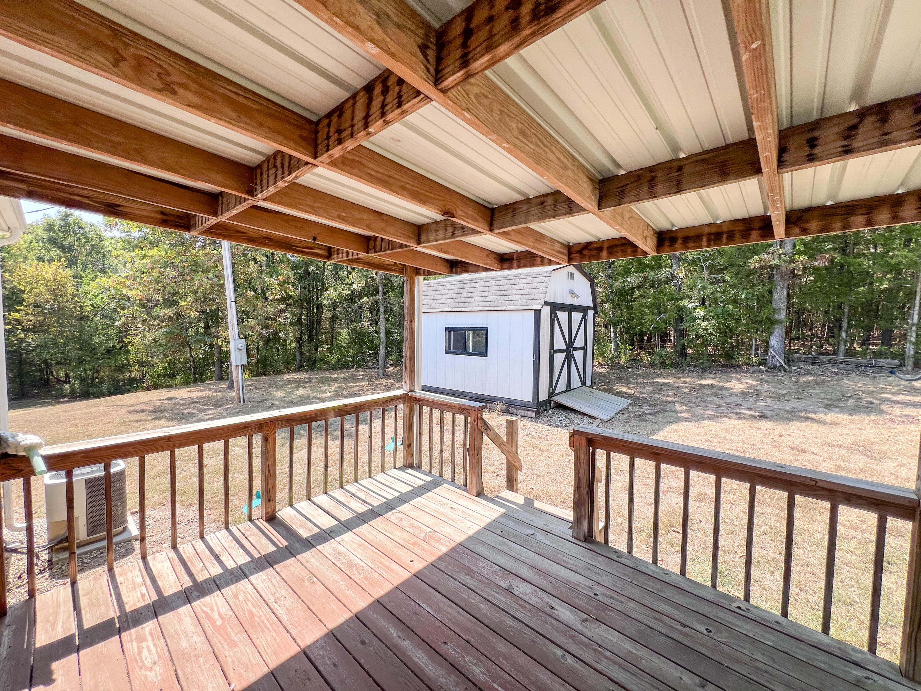 17976 New Hermitage Drive Property Photo 27