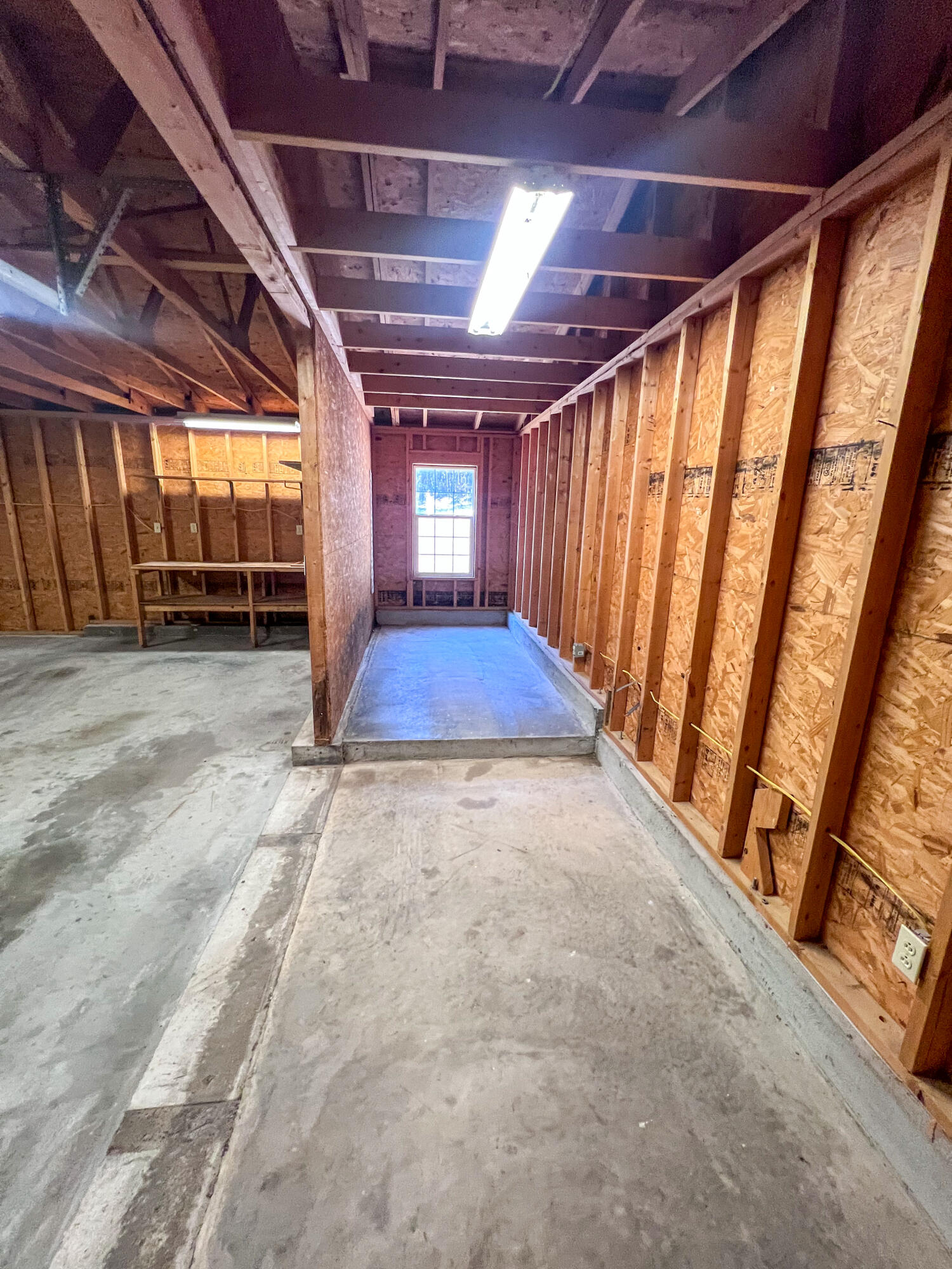 17976 New Hermitage Drive Property Photo 37