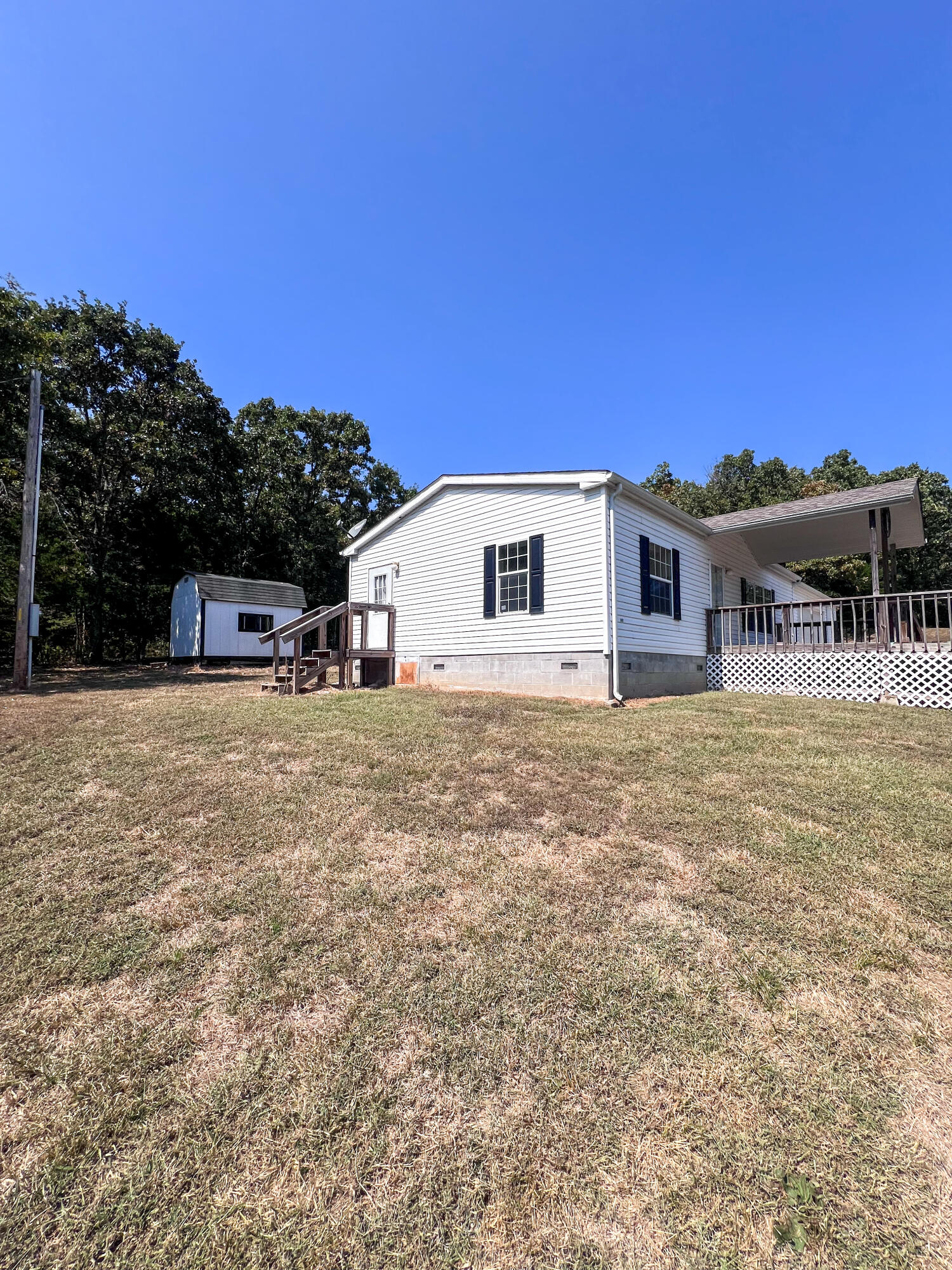 17976 New Hermitage Drive Property Photo 39