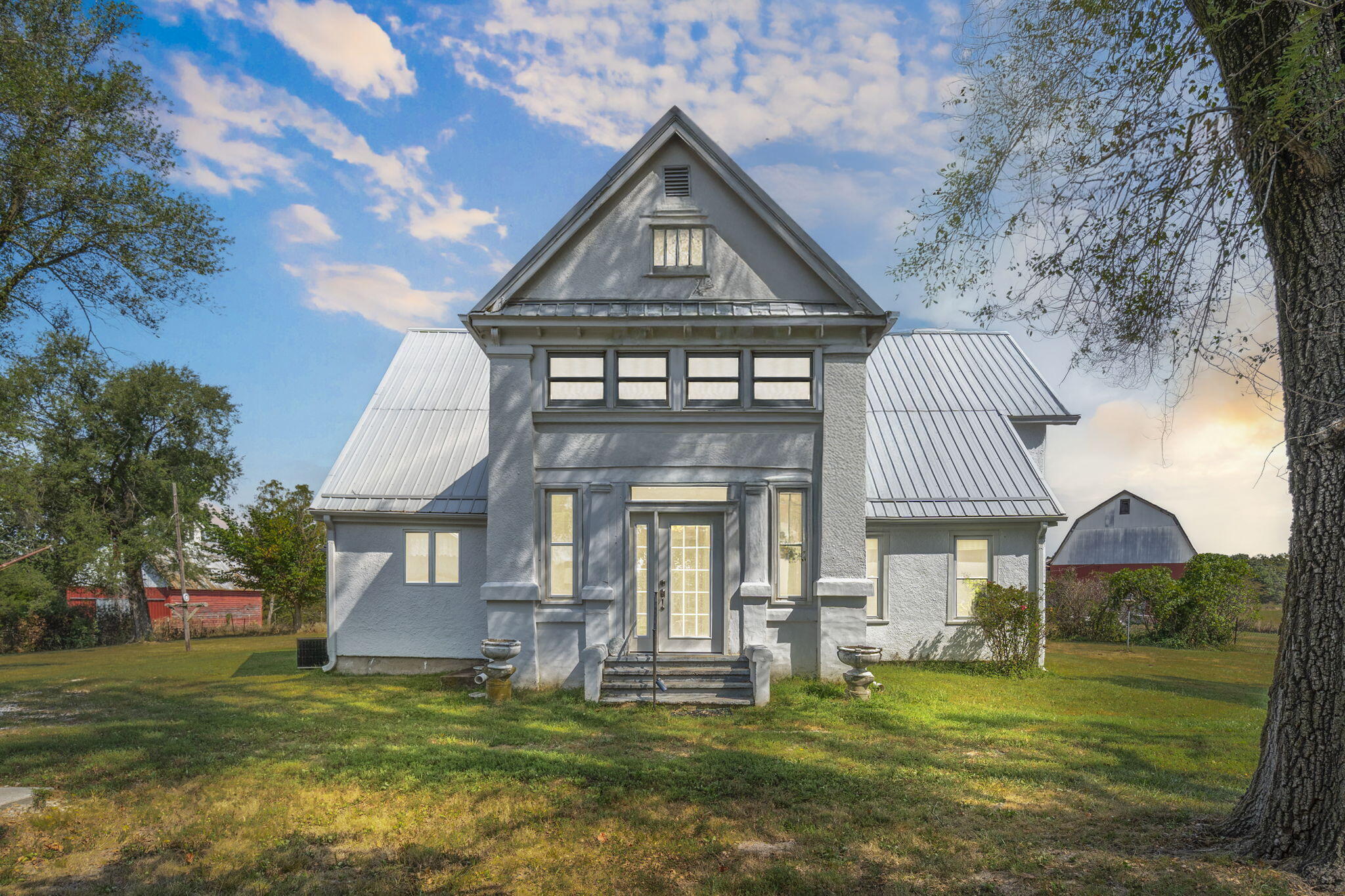 16311 Sunburst Road Property Photo 1