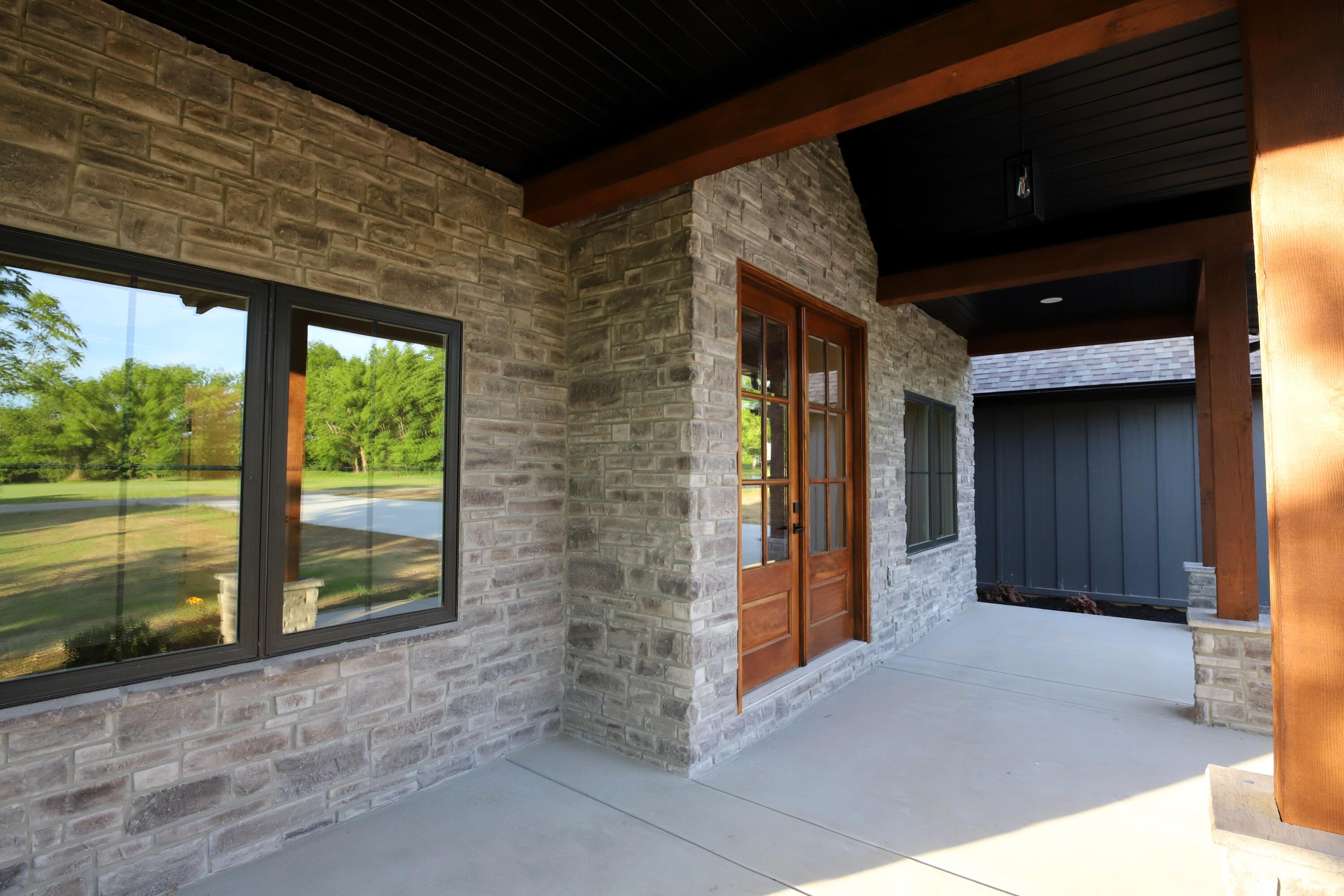 303 Crystal Valley Rd Property Photo 6