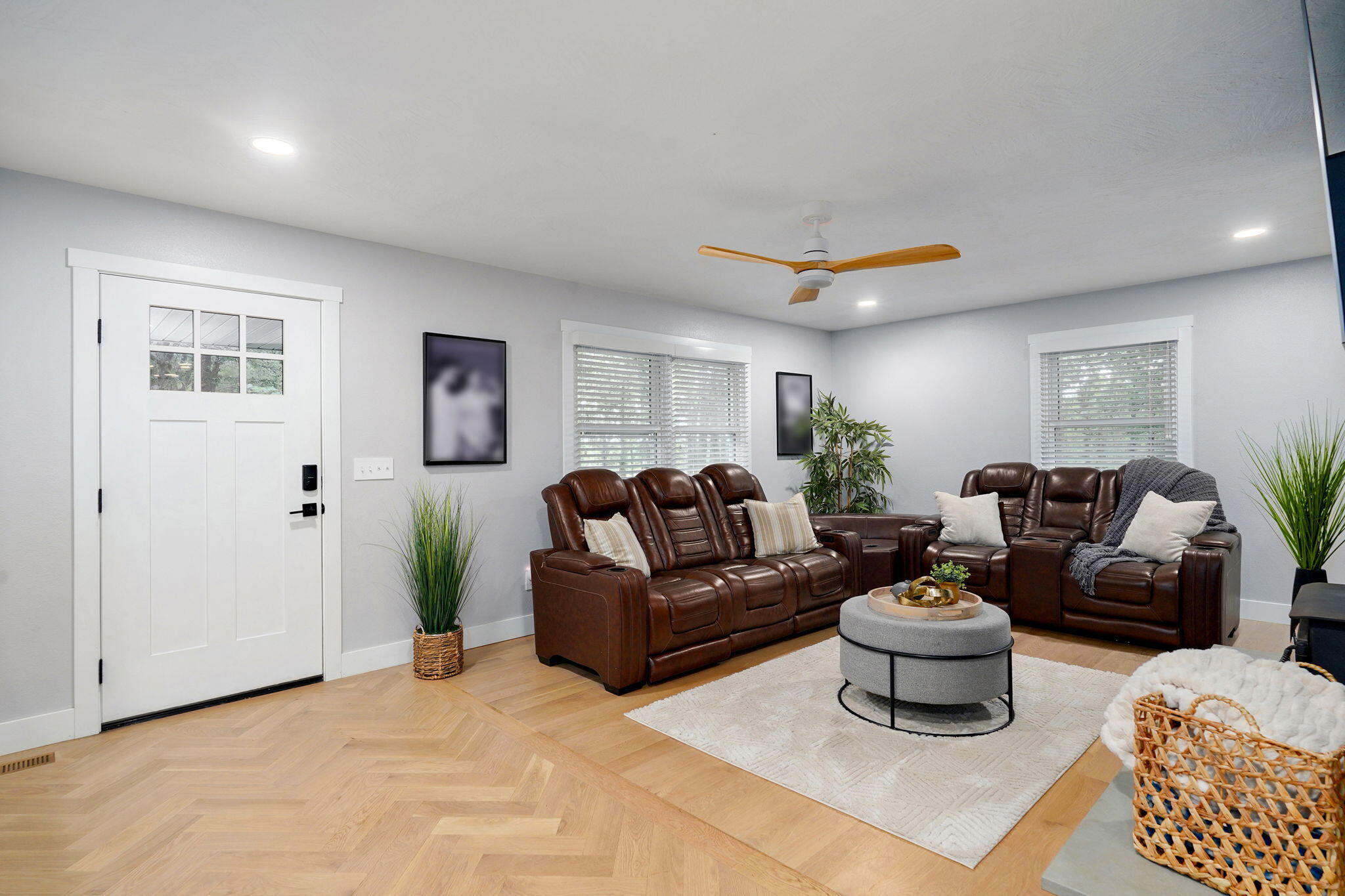 12163 State Highway Tt Property Photo 7