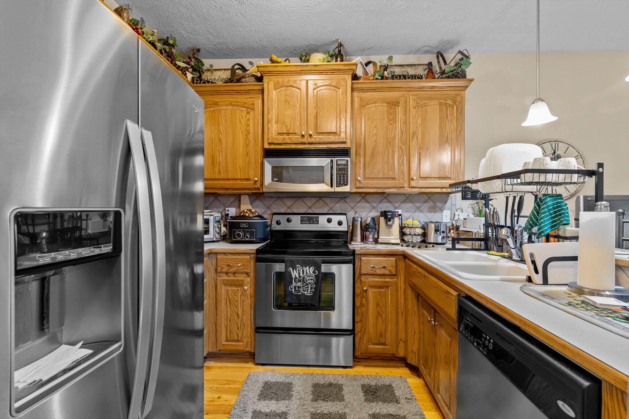 2343 West Westview Street Property Photo 12