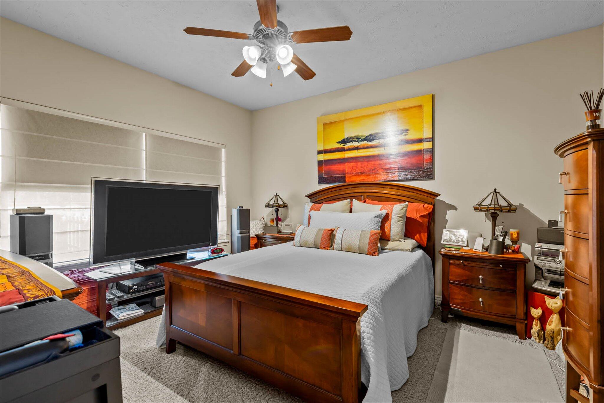 2343 West Westview Street Property Photo 17