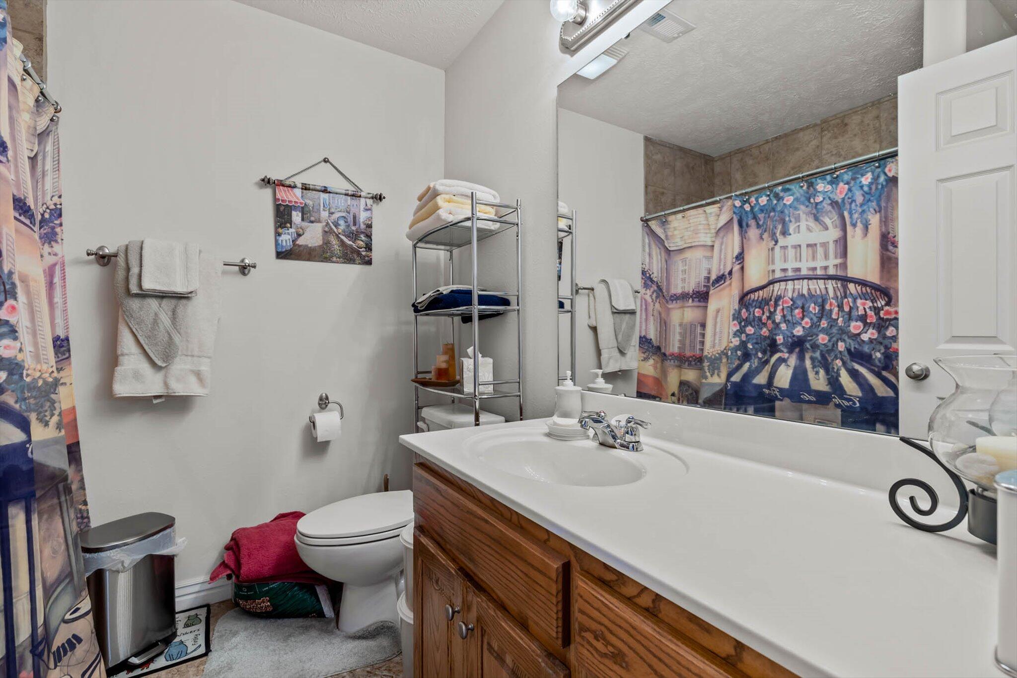 2343 West Westview Street Property Photo 25