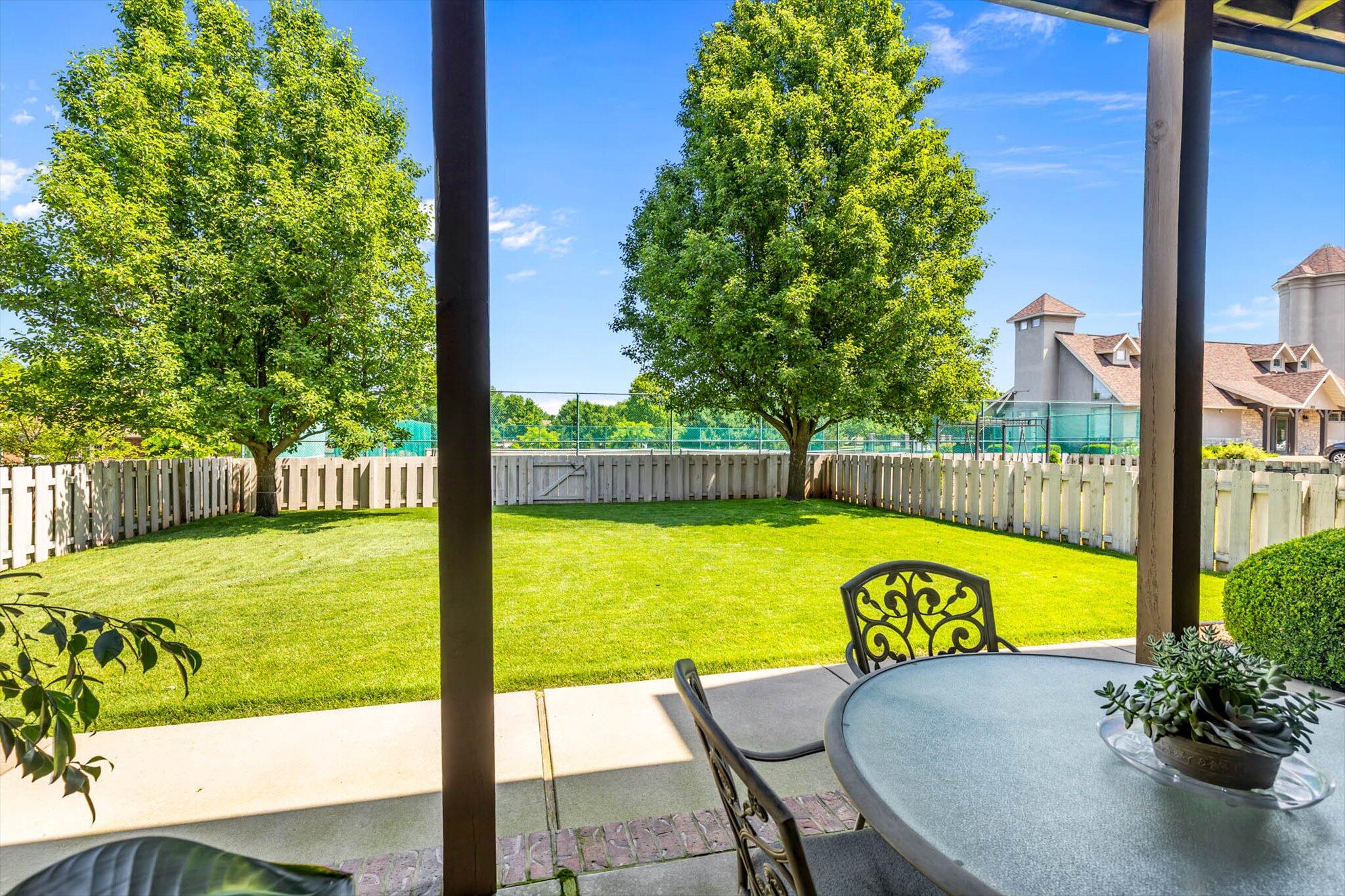 2343 West Westview Street Property Photo 29