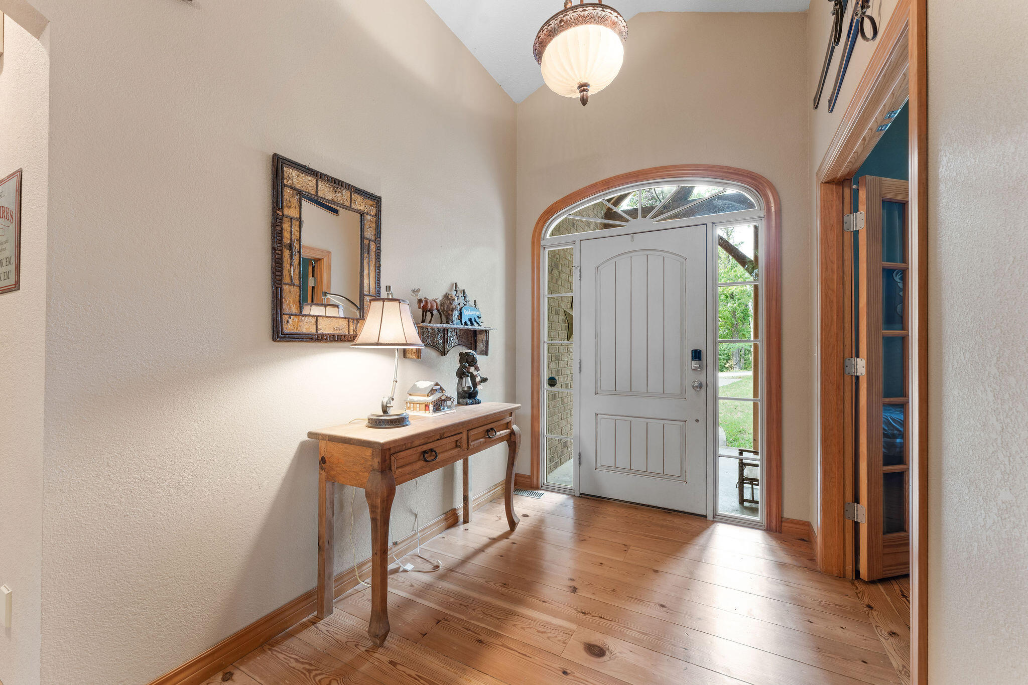 2296 Talking Rocks Road Property Photo 12