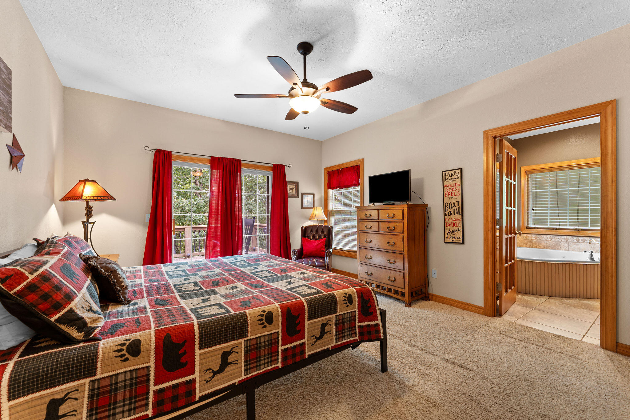 2296 Talking Rocks Road Property Photo 18