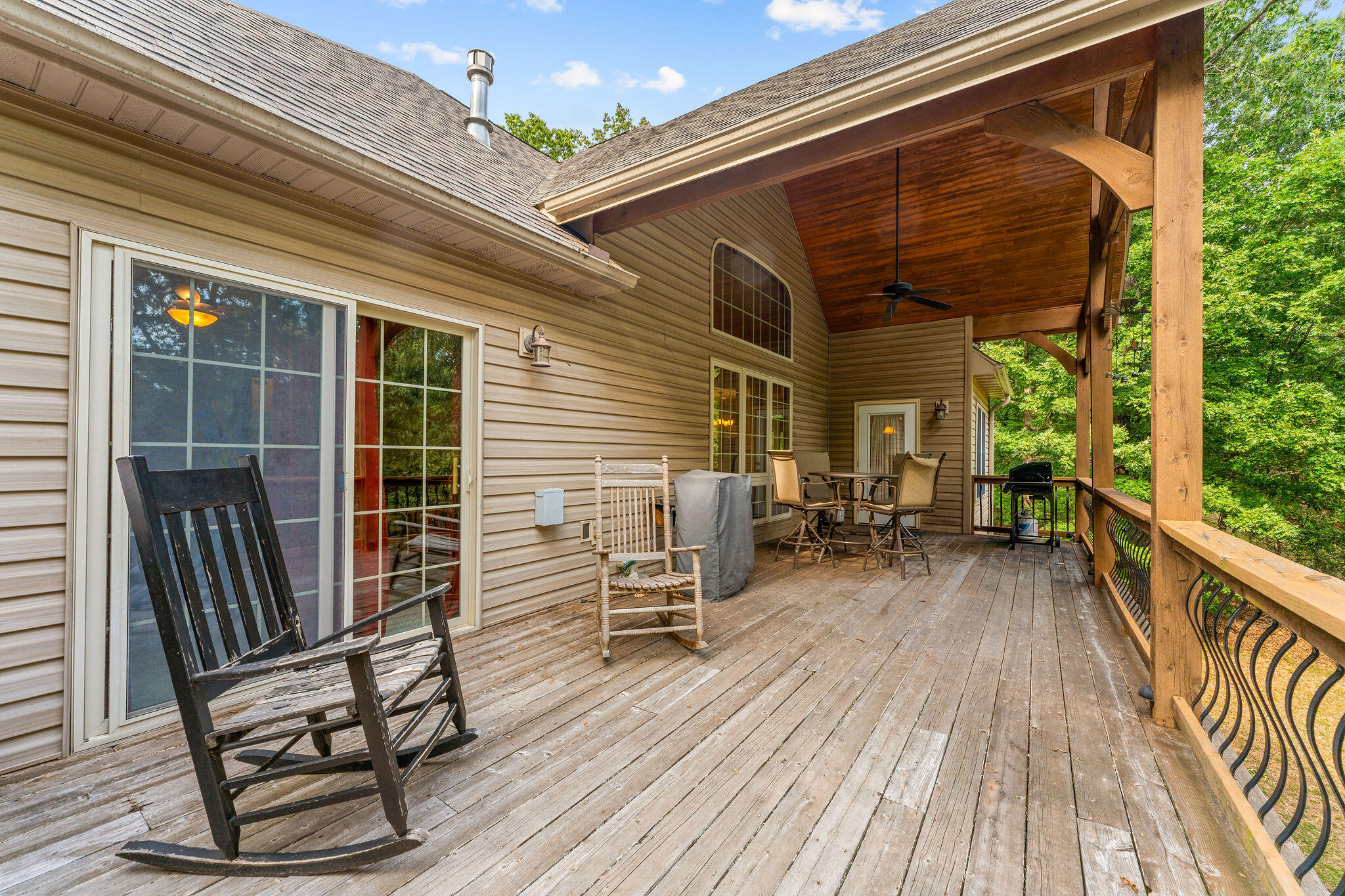 2296 Talking Rocks Road Property Photo 35