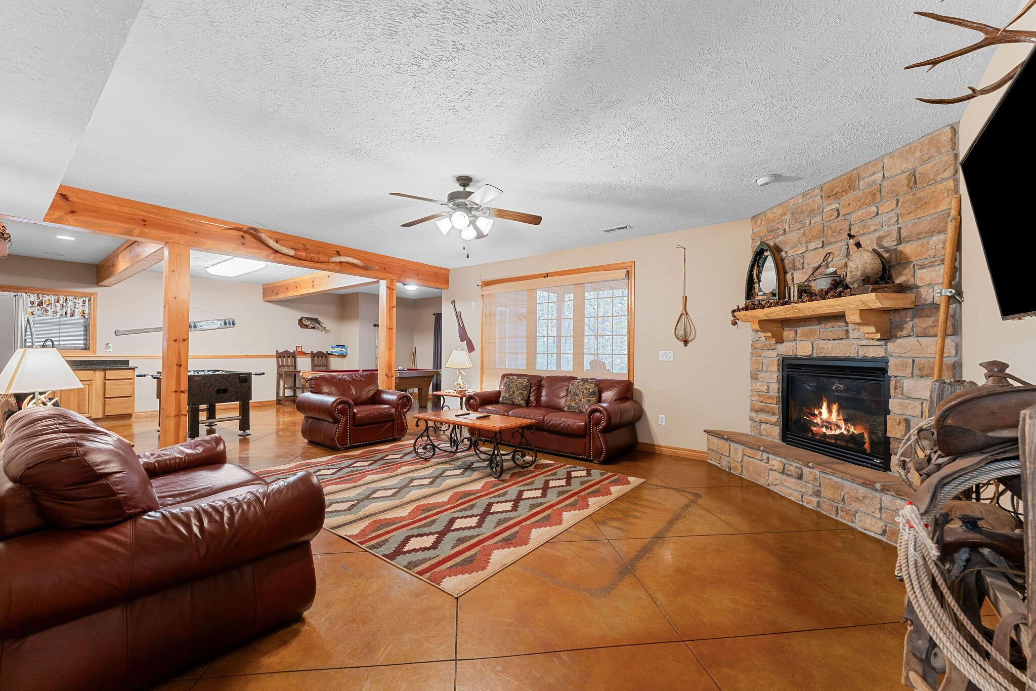 2296 Talking Rocks Road Property Photo 39