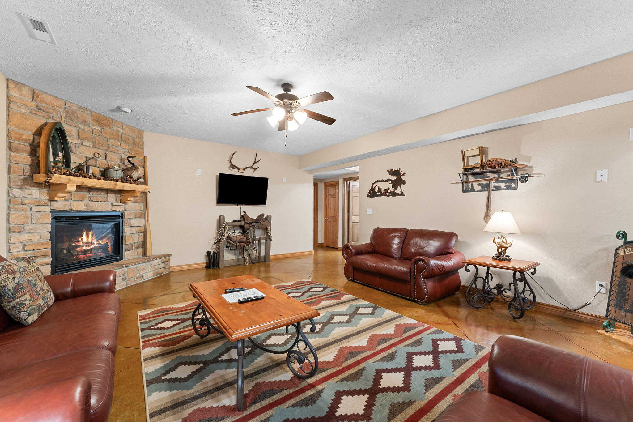 2296 Talking Rocks Road Property Photo 41