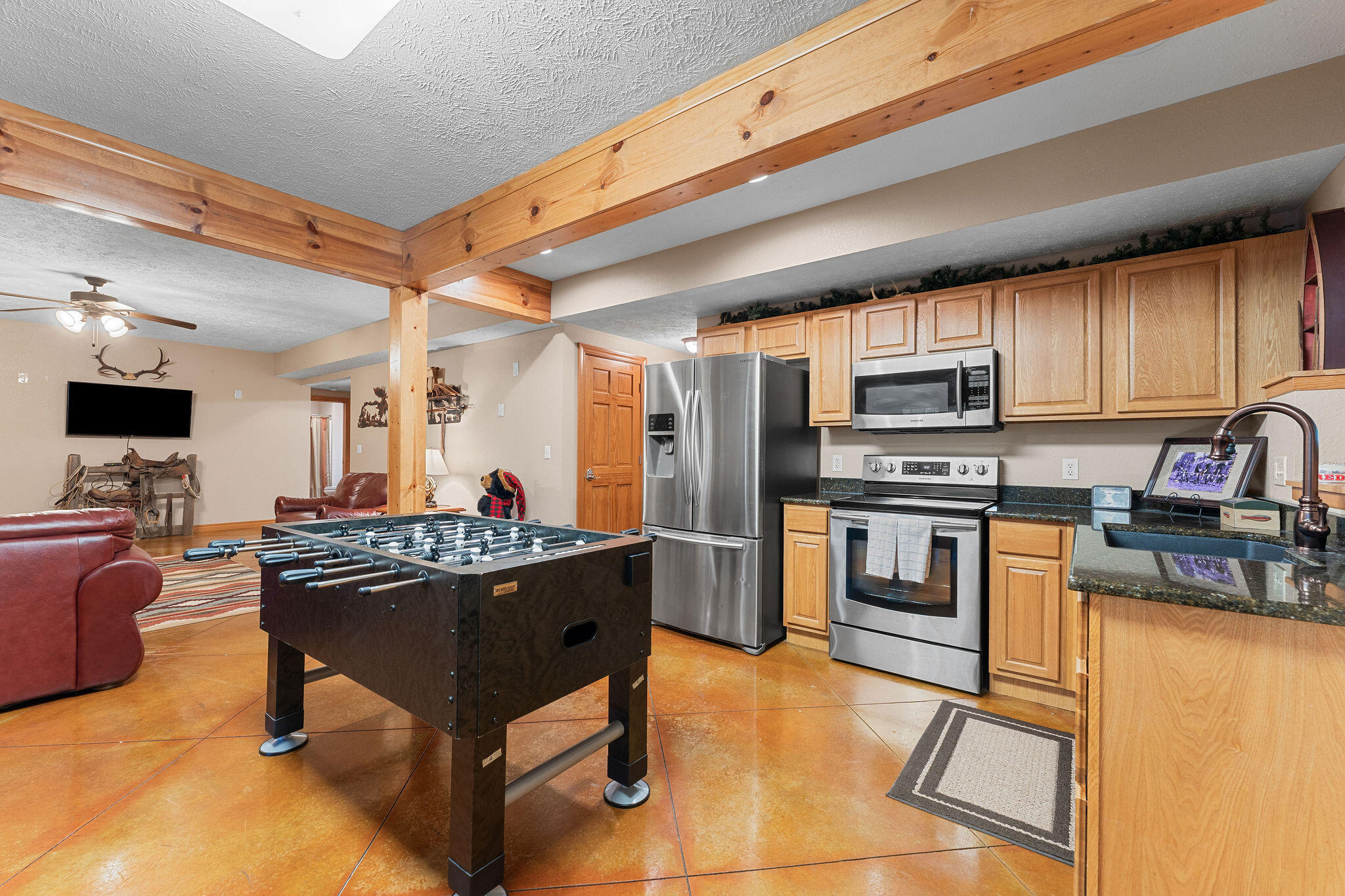 2296 Talking Rocks Road Property Photo 43