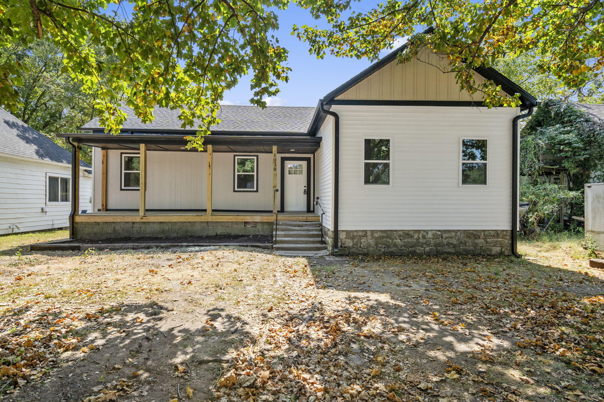 1030 West Chase Street Property Photo 1