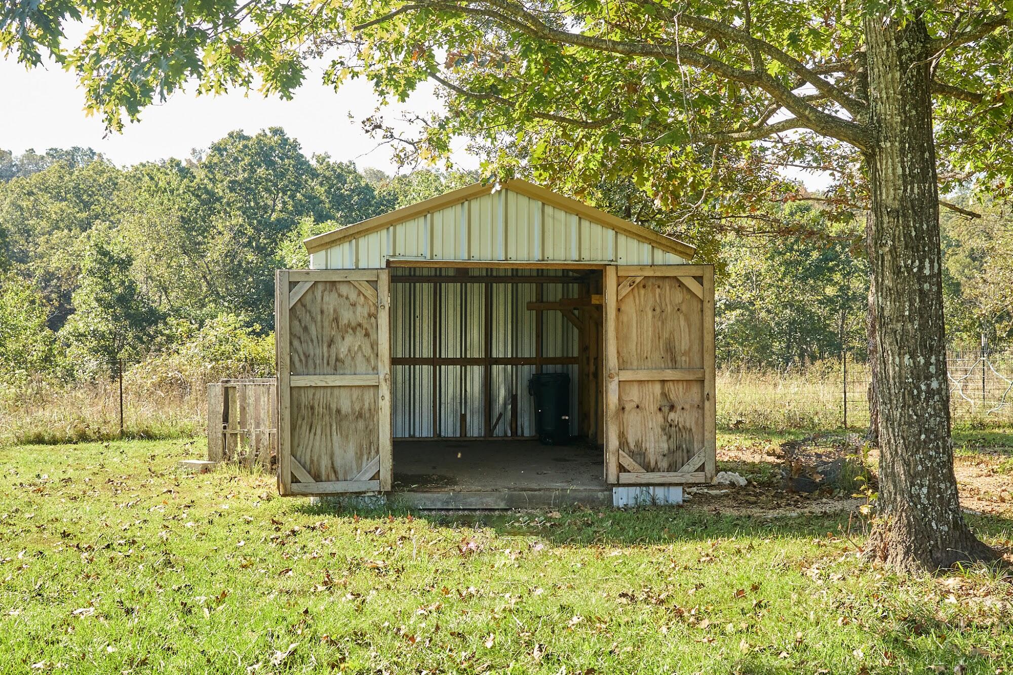 12224 Valley View Road Property Photo 17