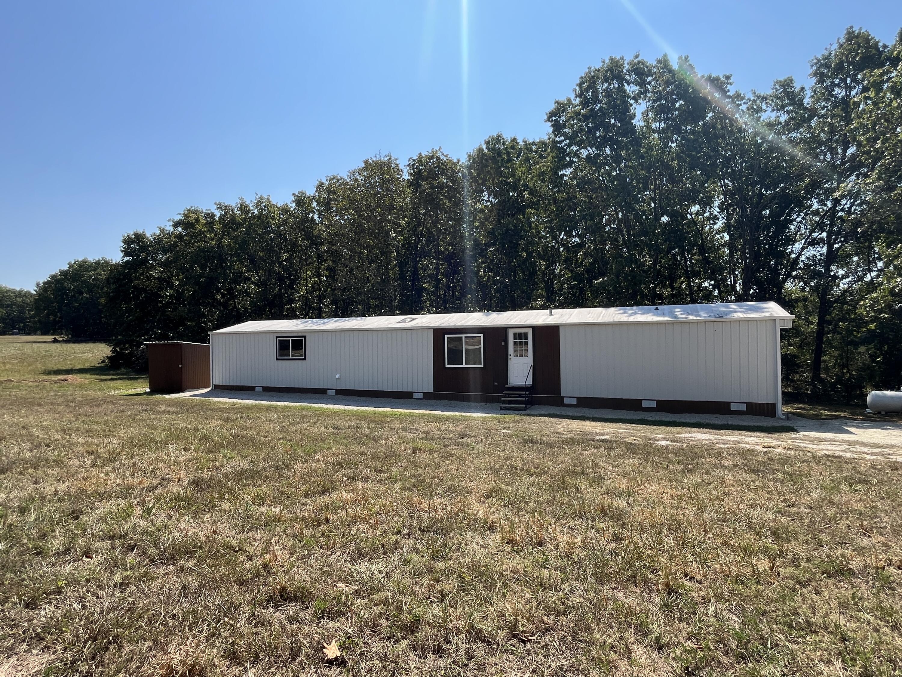 9589 County Road 2680 Property Photo 1