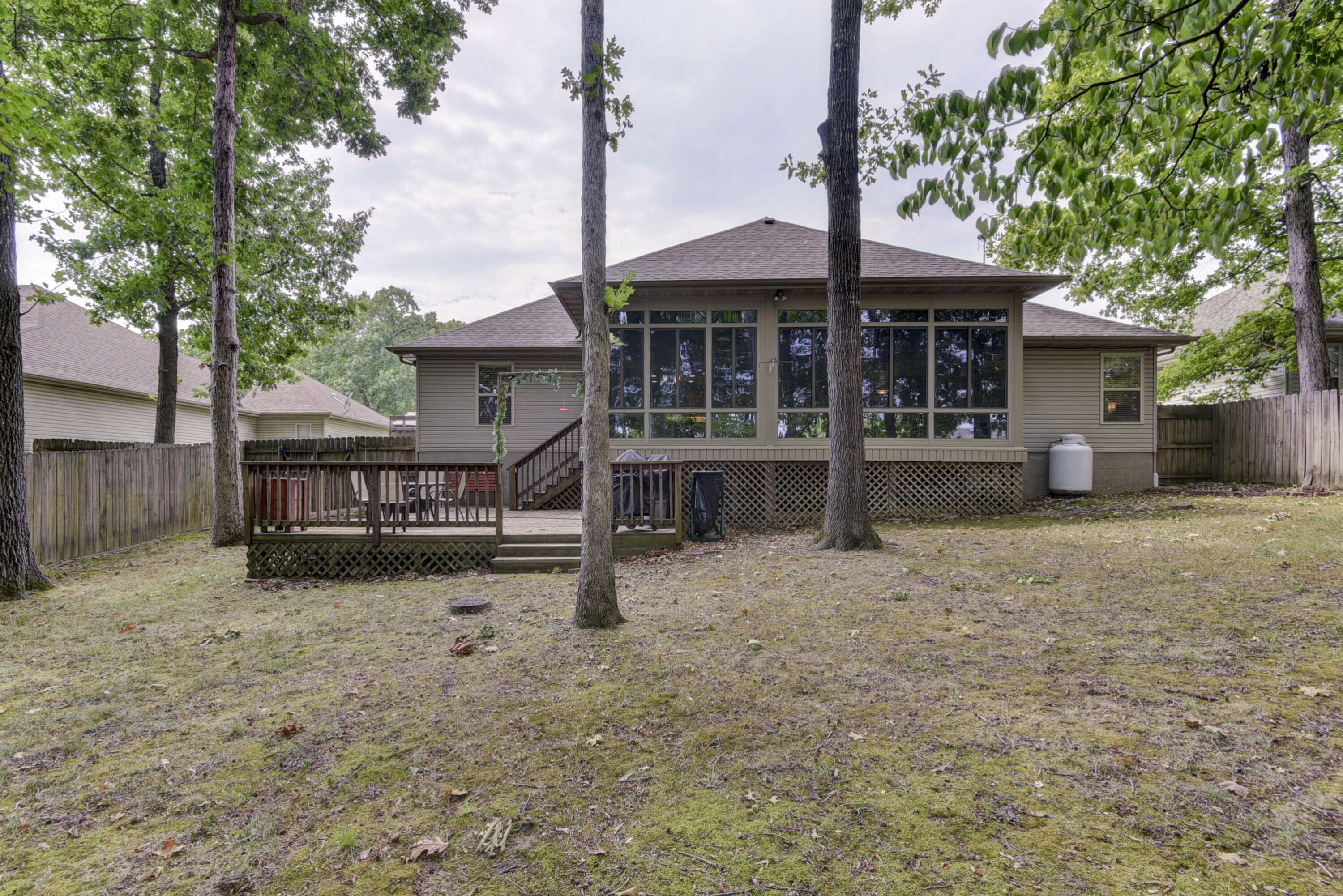 211 Shadow View Drive Property Photo 3