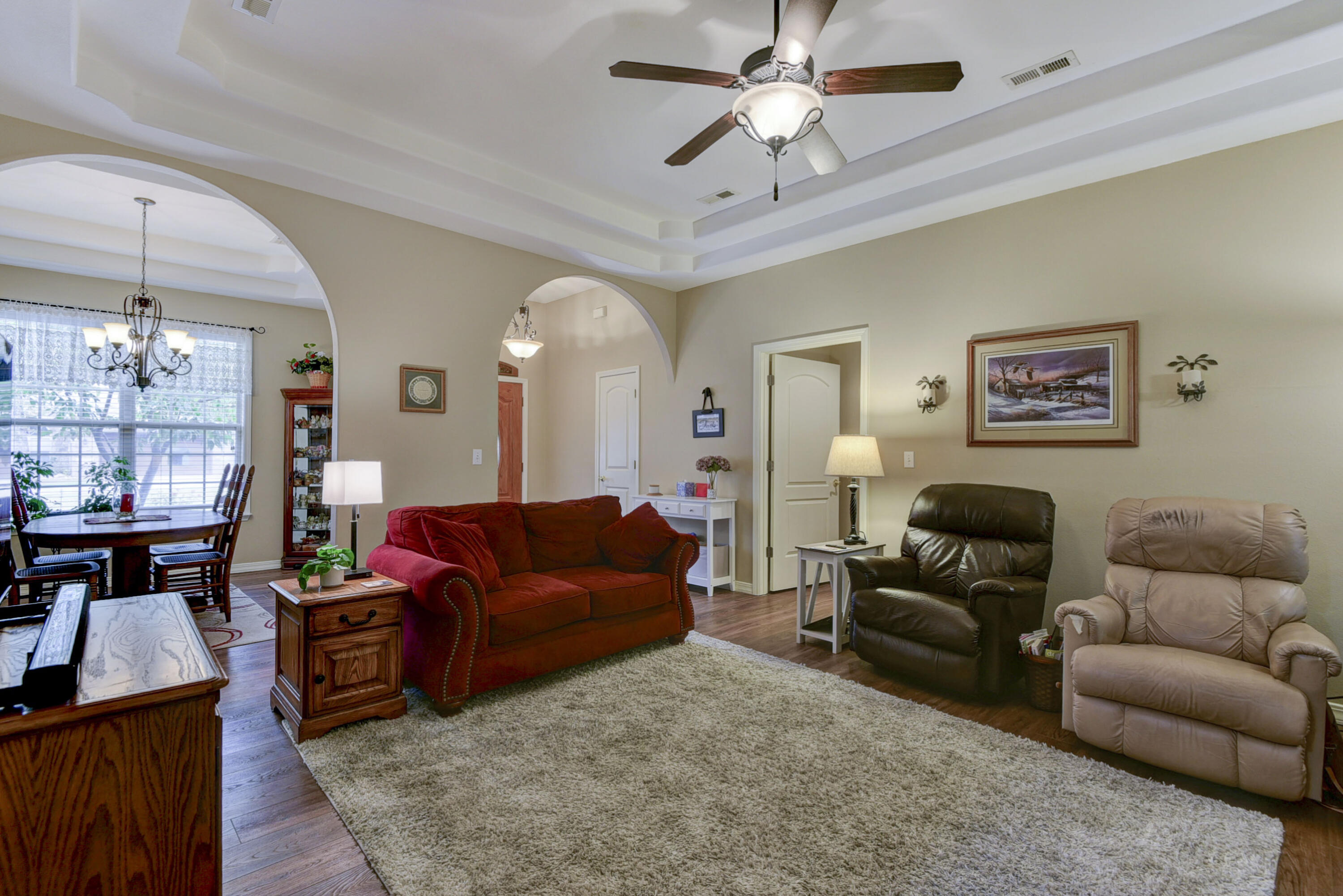 211 Shadow View Drive Property Photo 9