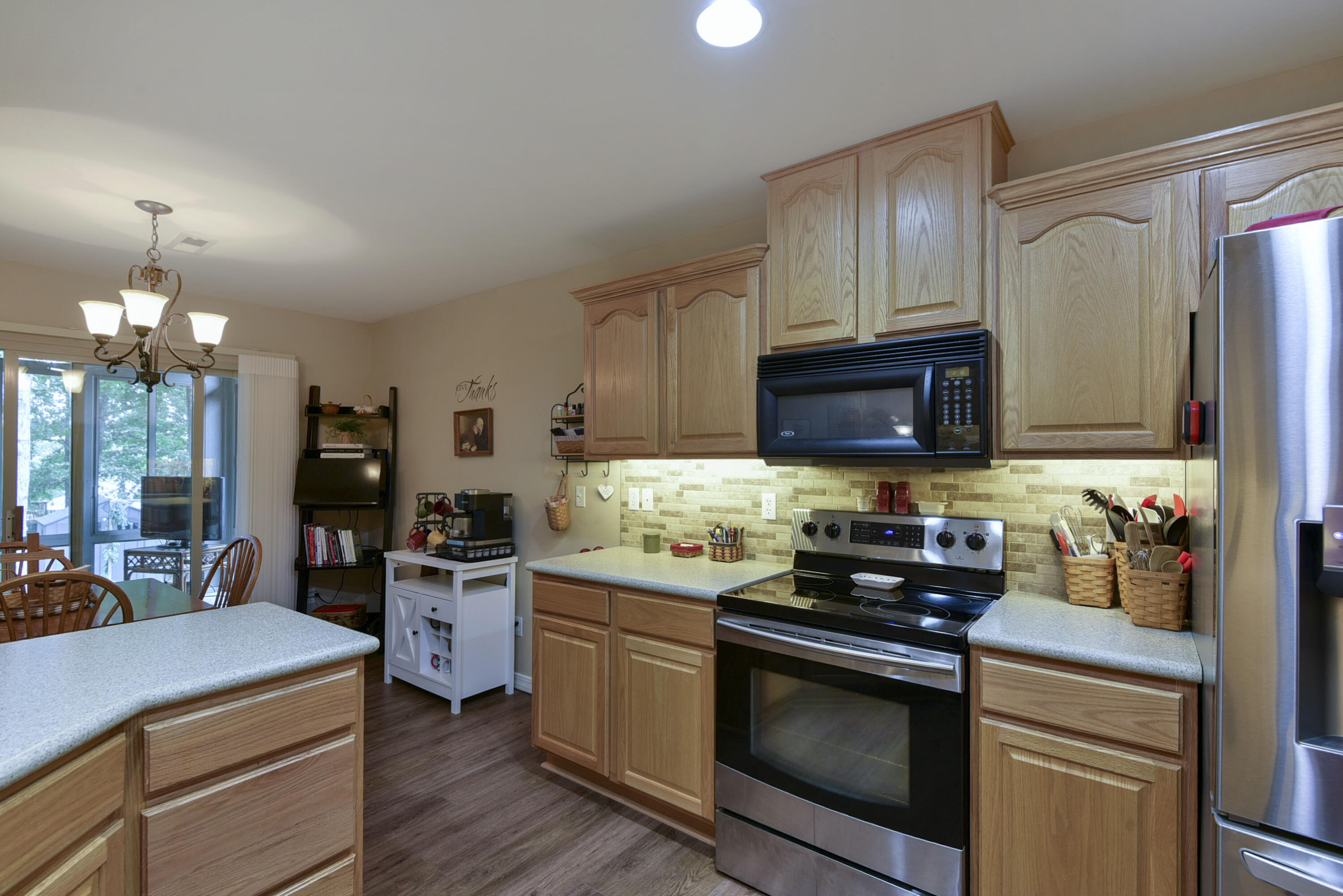 211 Shadow View Drive Property Photo 22