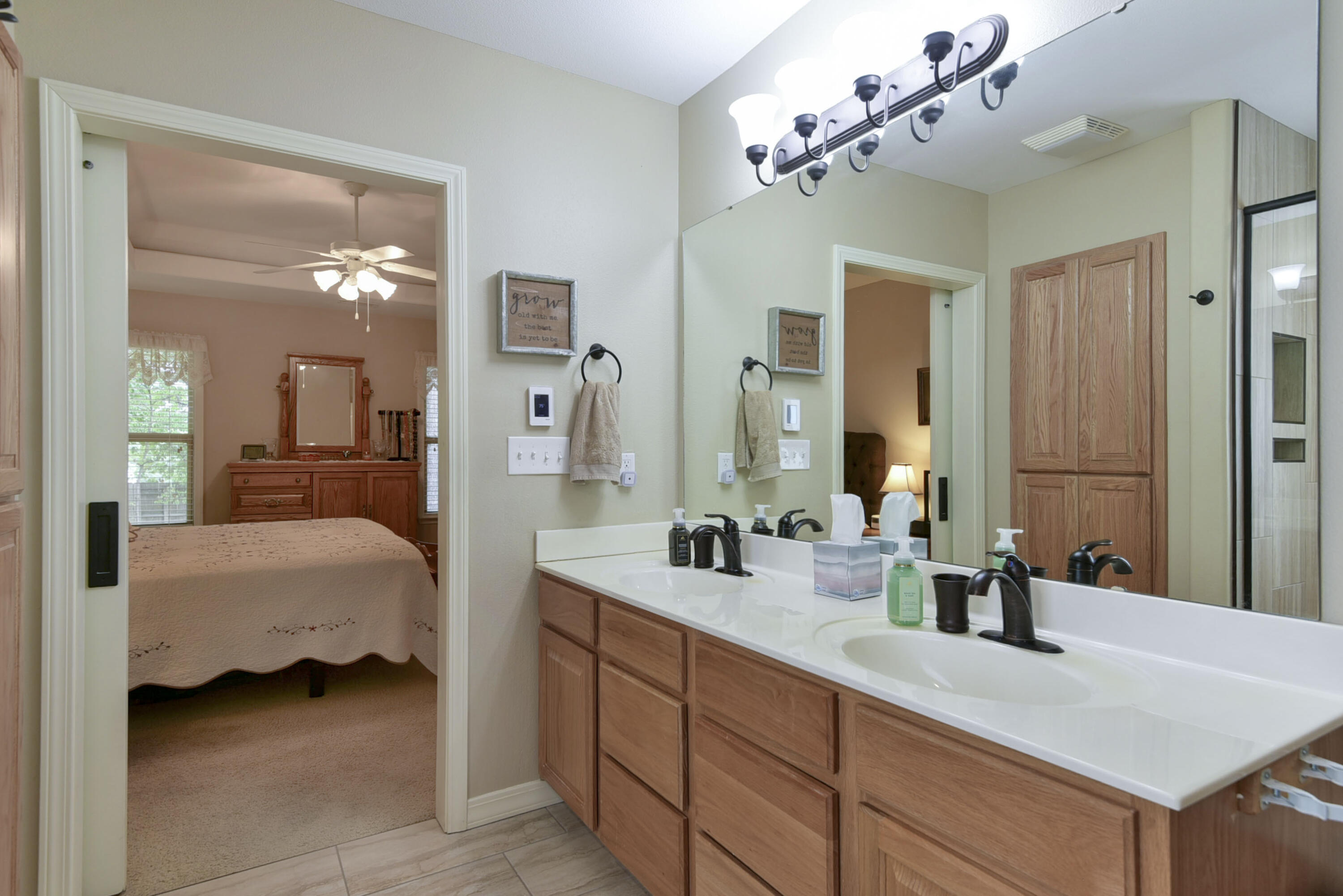 211 Shadow View Drive Property Photo 30