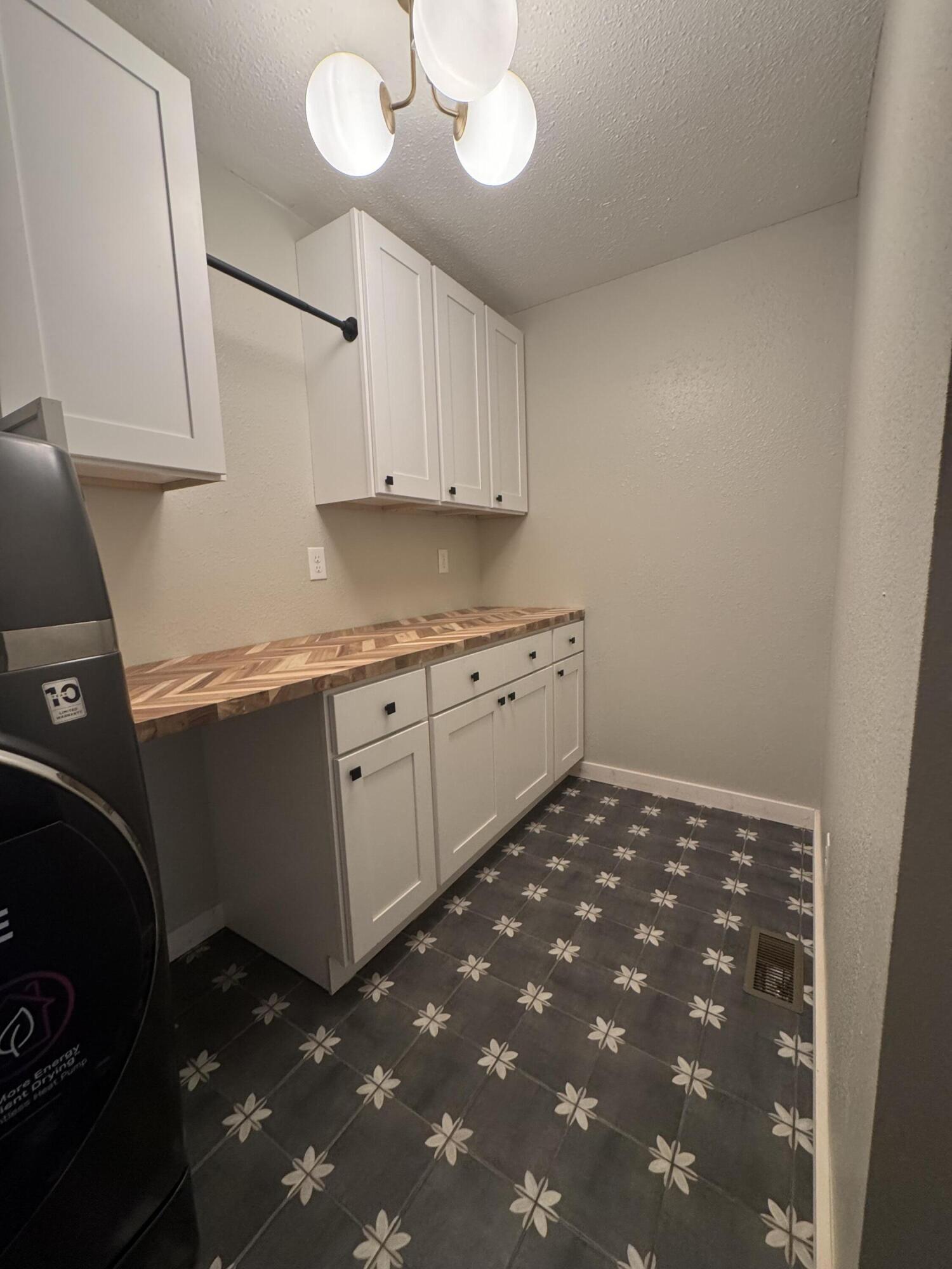 17665 West State Highway 76 Property Photo 16