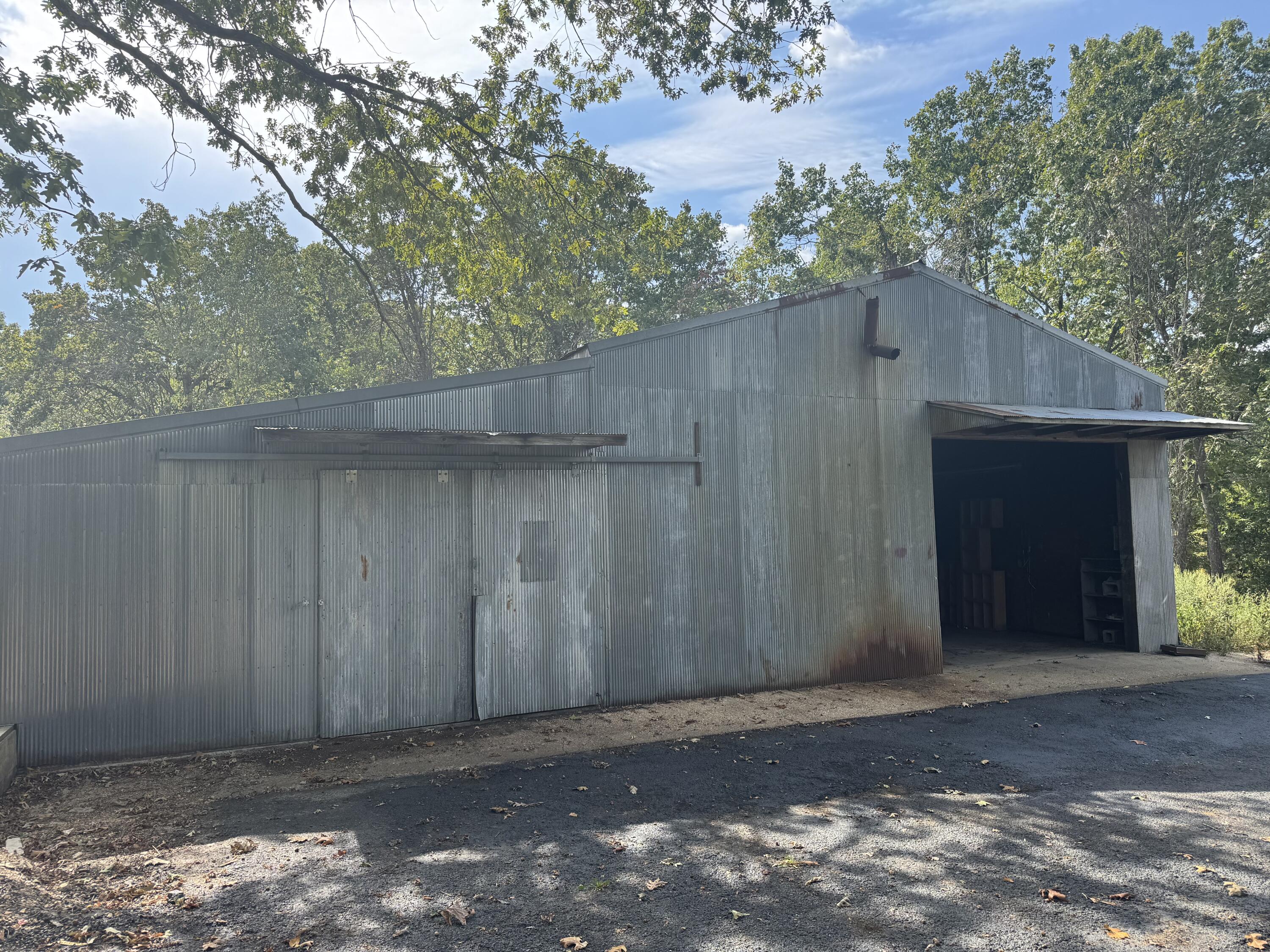 17665 West State Highway 76 Property Photo 32