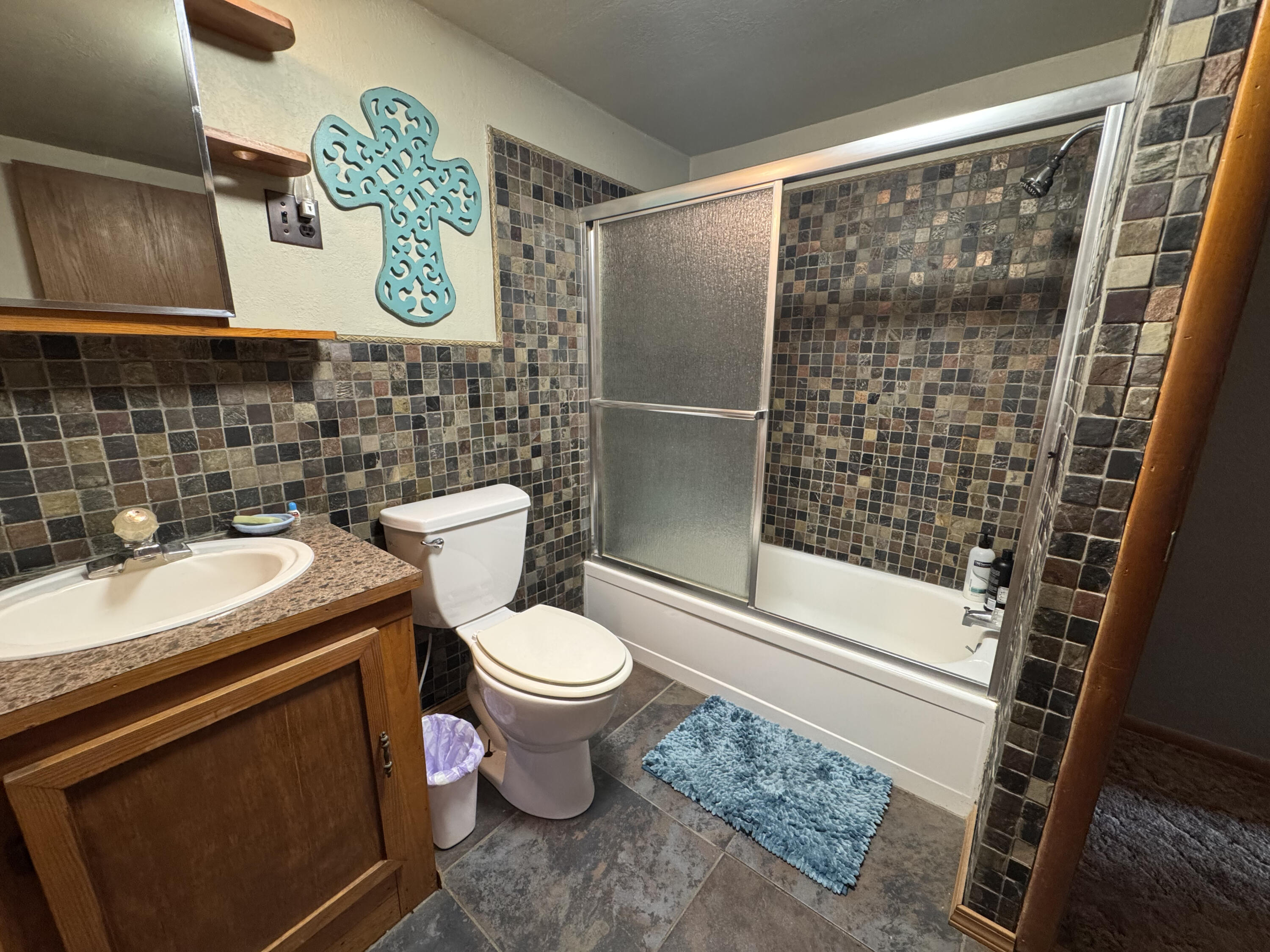 23211 Farm Road 2050 Property Photo 24