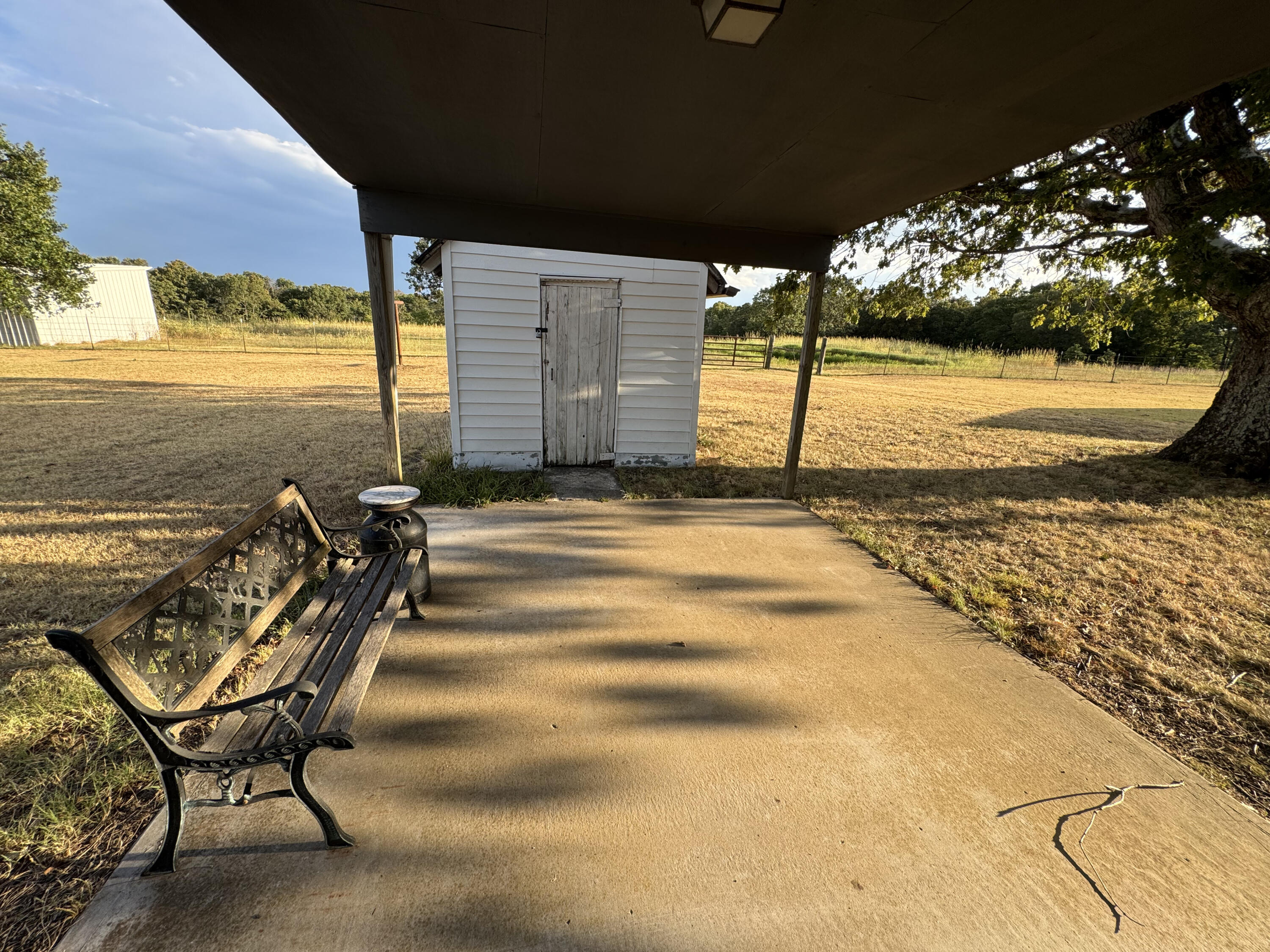 23211 Farm Road 2050 Property Photo 42