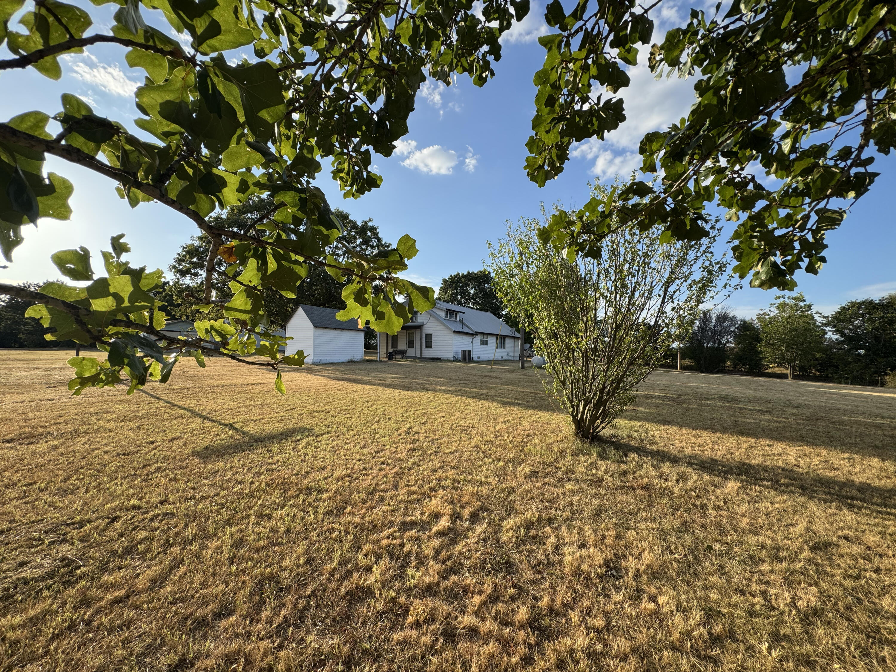 23211 Farm Road 2050 Property Photo 49