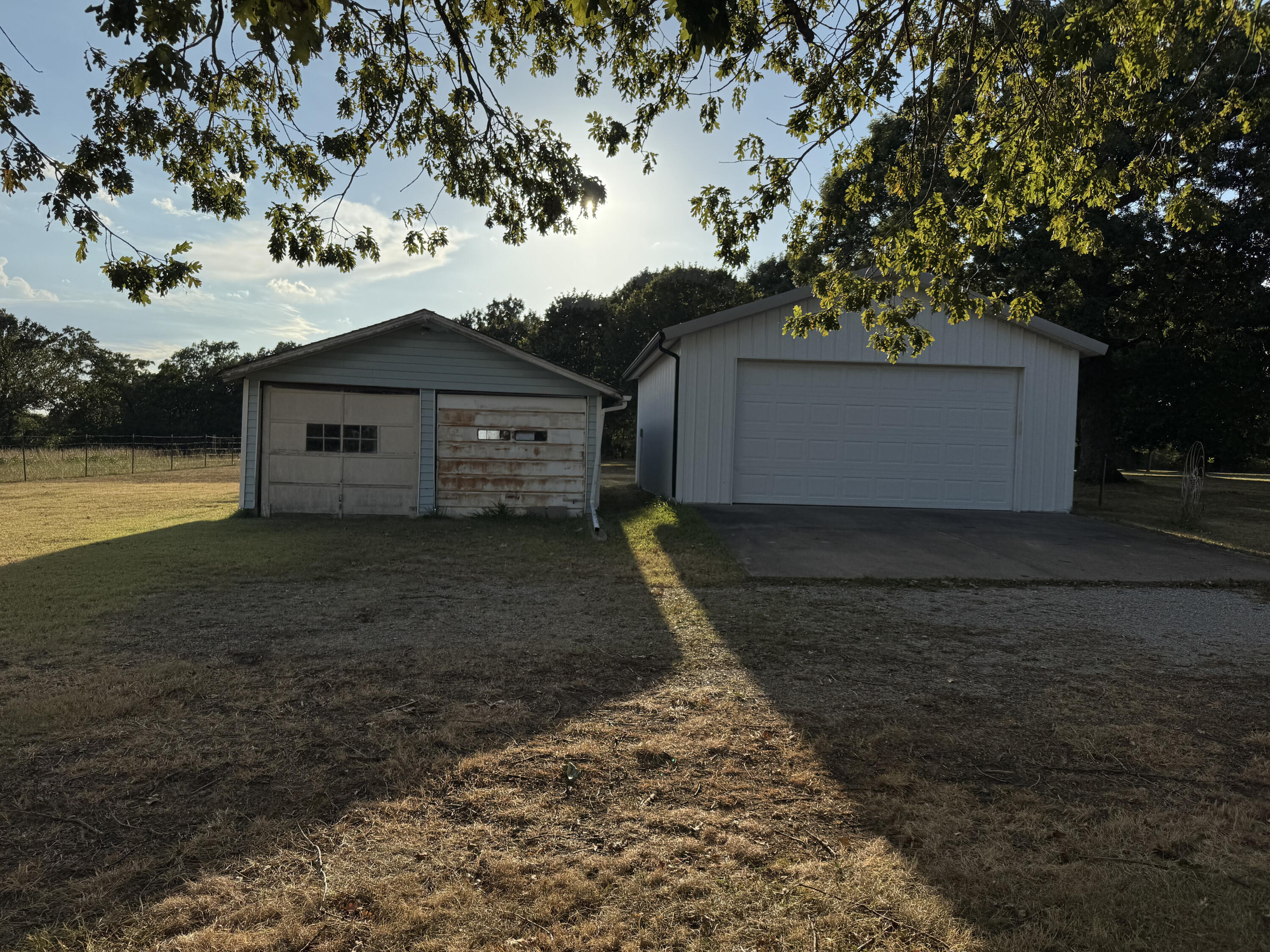 23211 Farm Road 2050 Property Photo 52