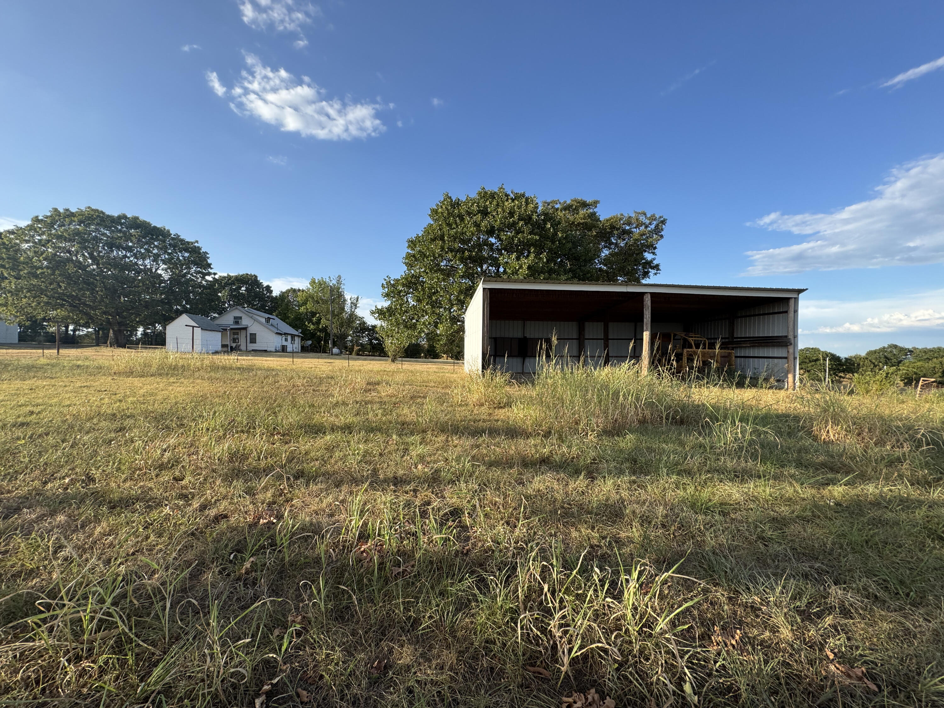 23211 Farm Road 2050 Property Photo 54