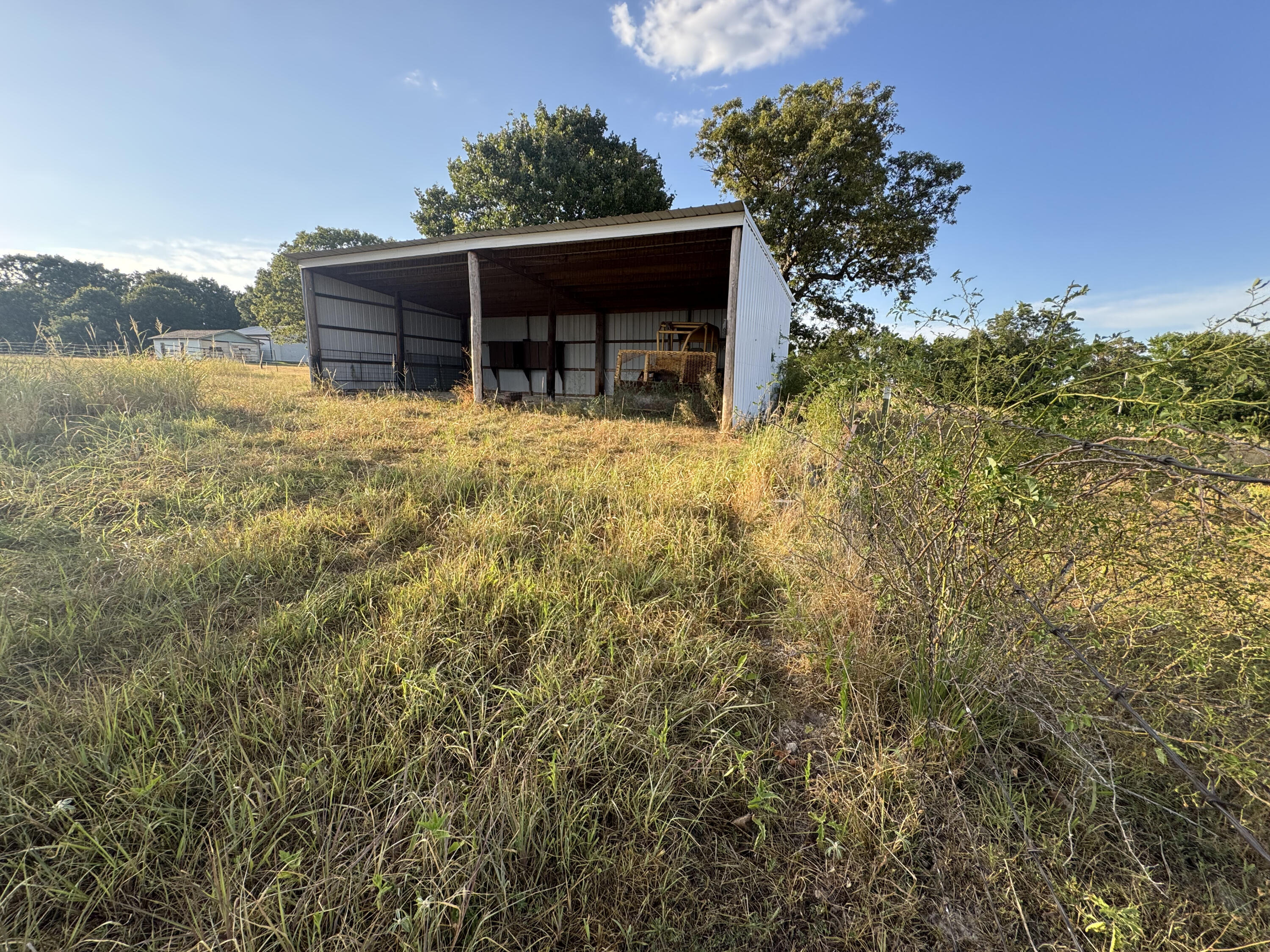 23211 Farm Road 2050 Property Photo 57