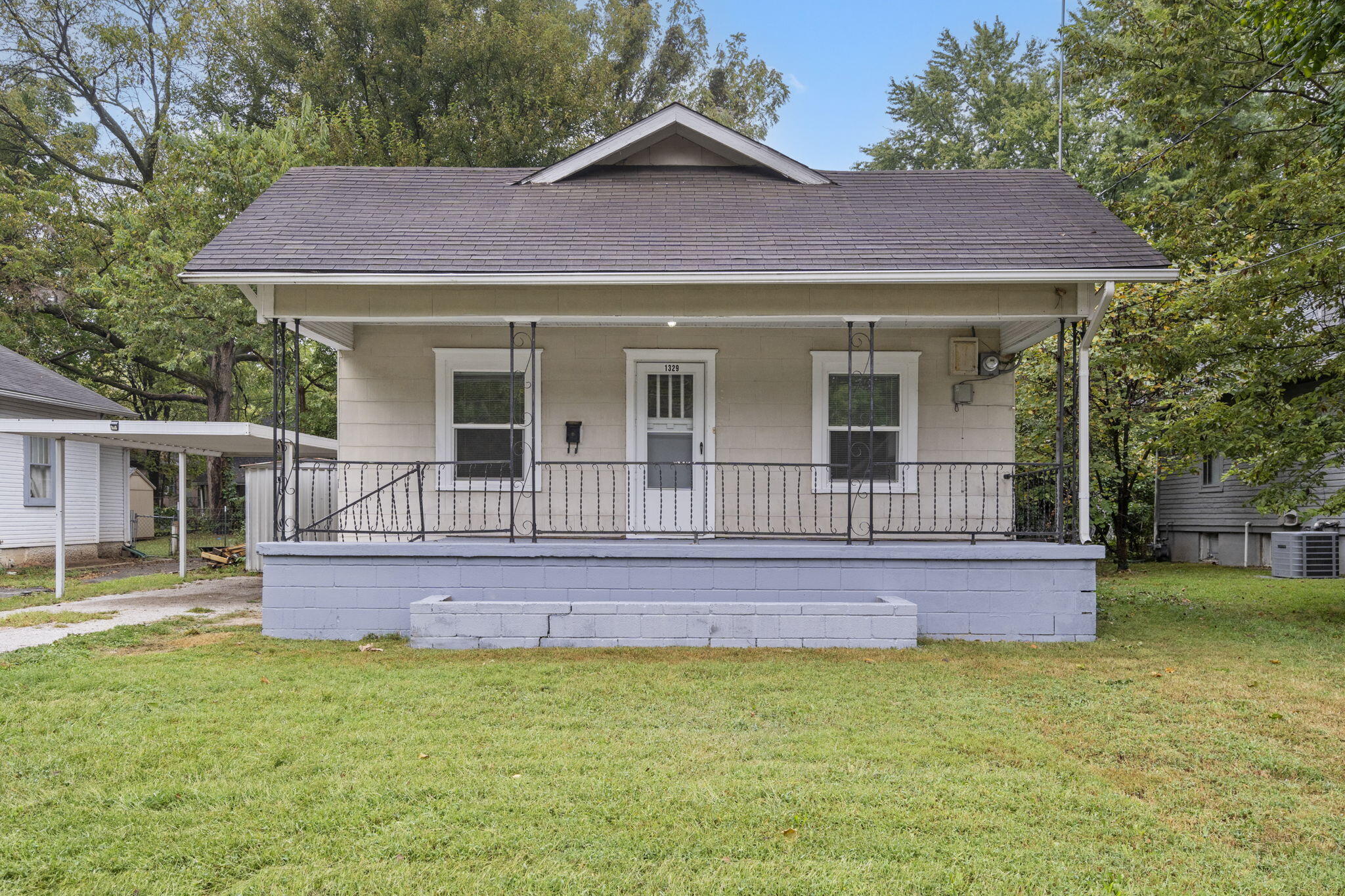 1329 North Concord Avenue Property Photo 2