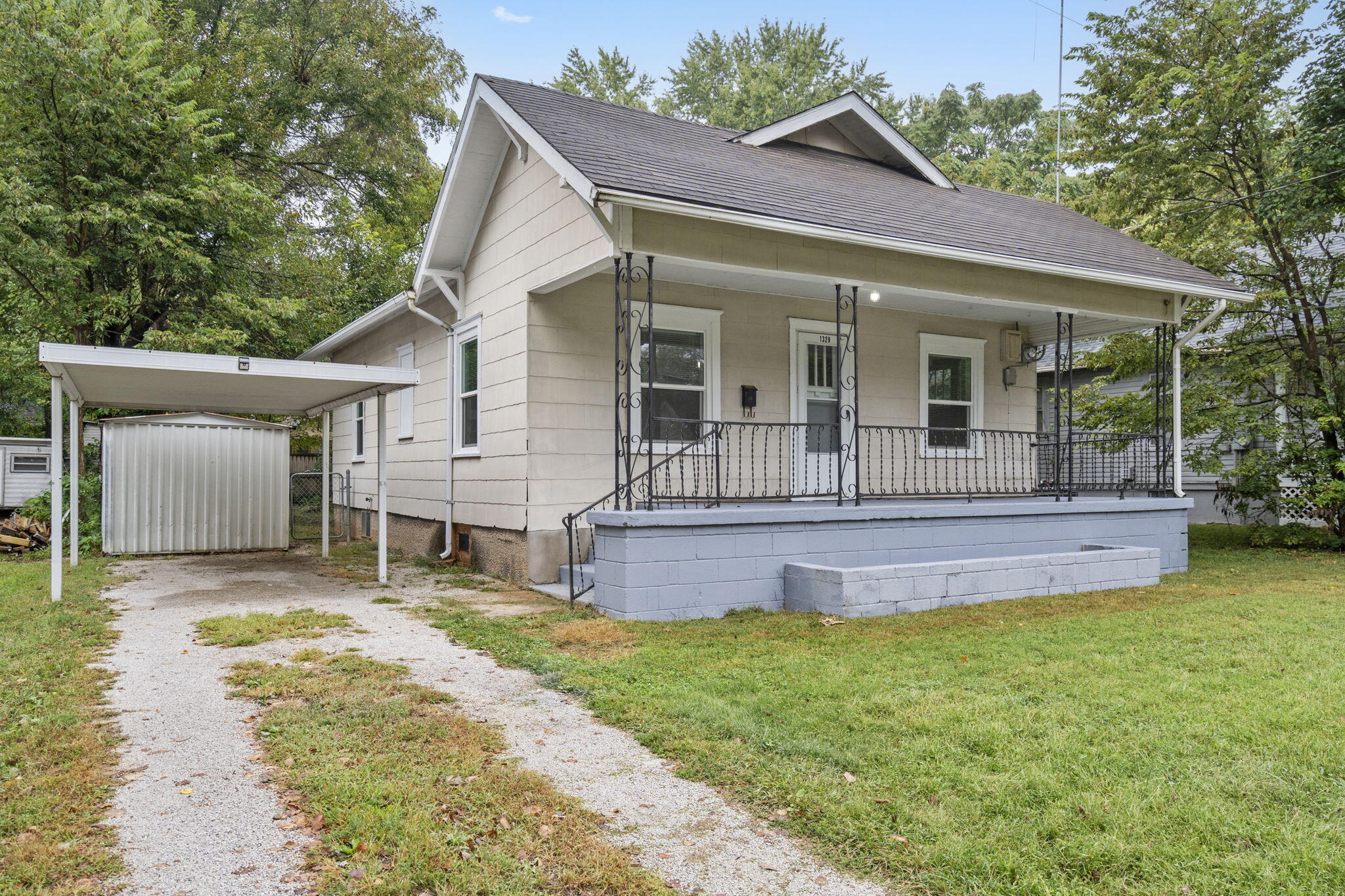 1329 North Concord Avenue Property Photo 3