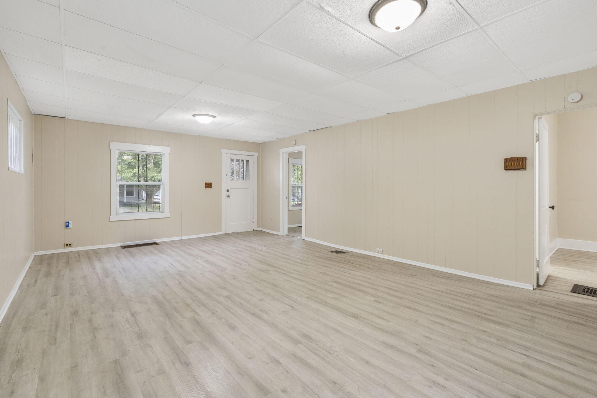 1329 North Concord Avenue Property Photo 9