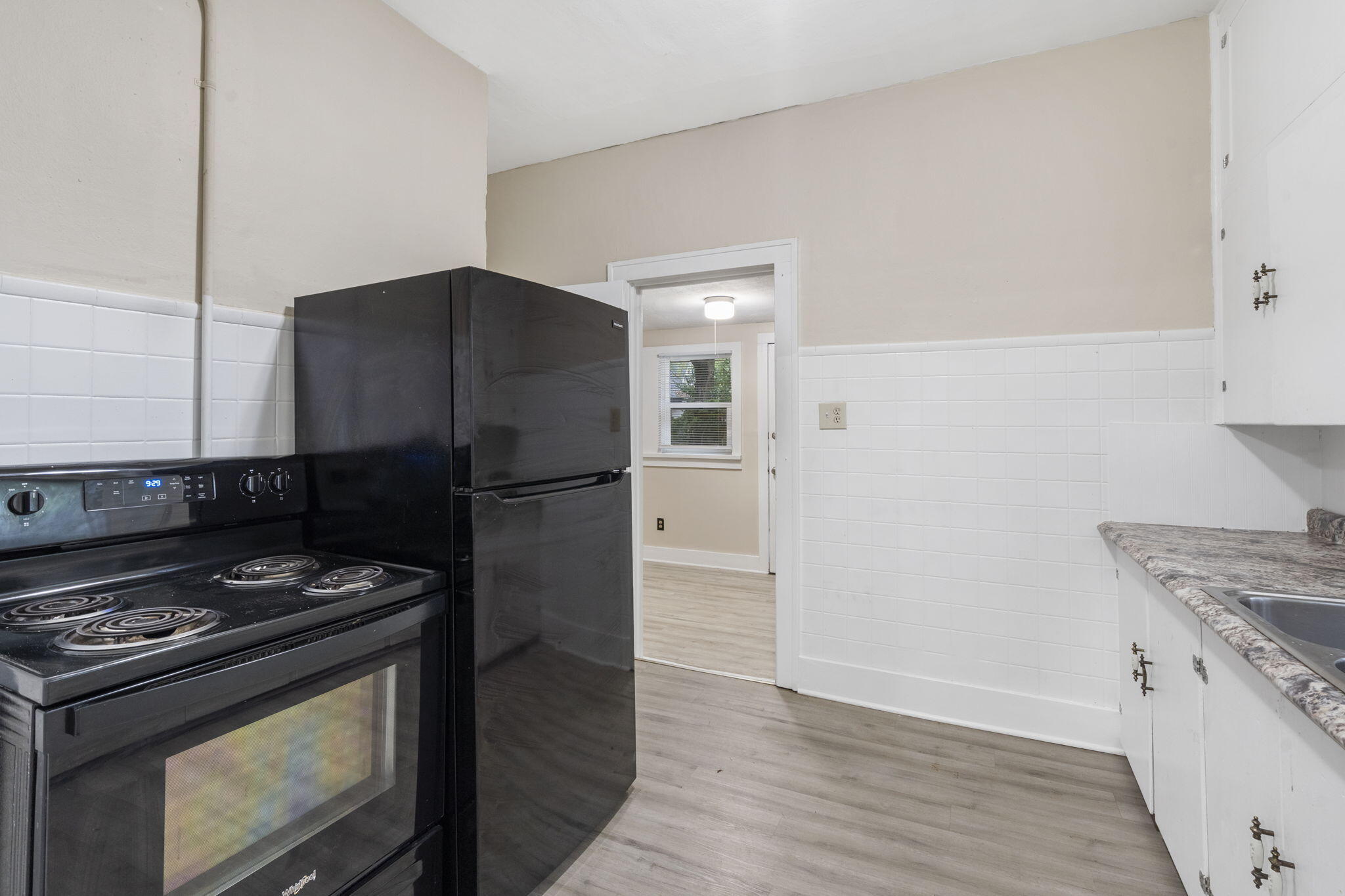 1329 North Concord Avenue Property Photo 12