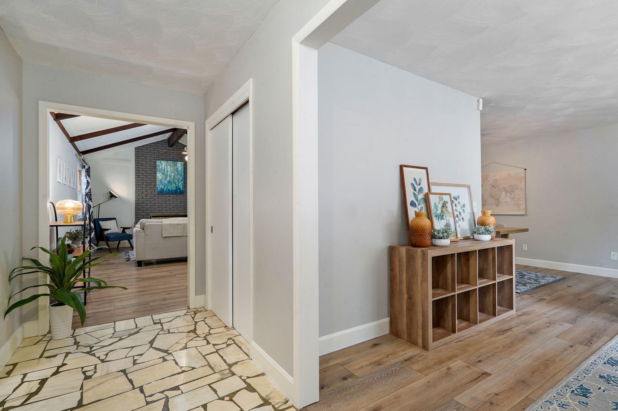 2231 East Meadow Drive Property Photo 7