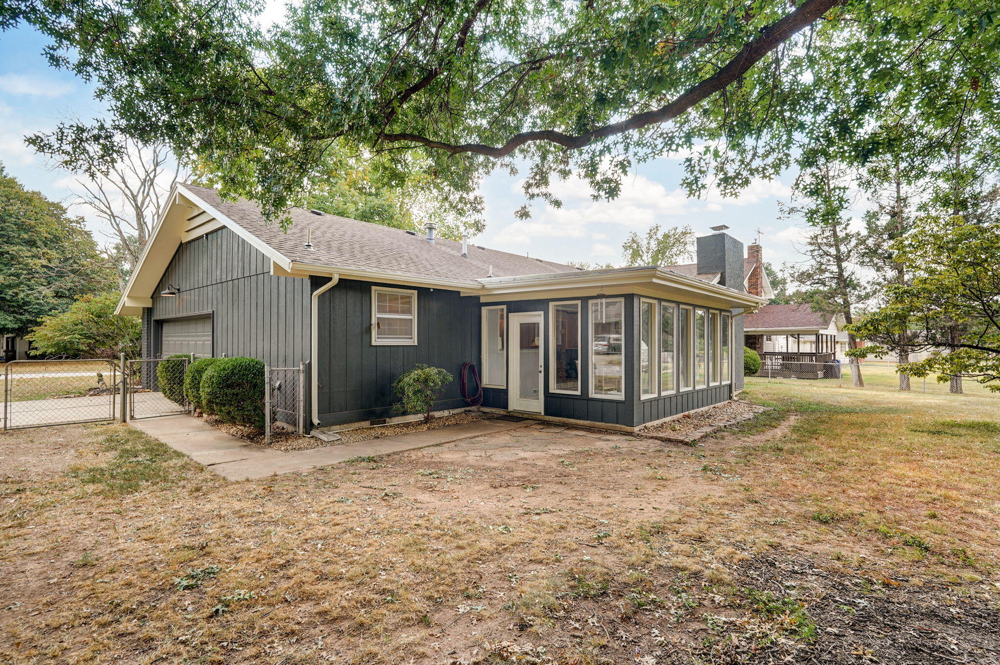 2231 East Meadow Drive Property Photo 34