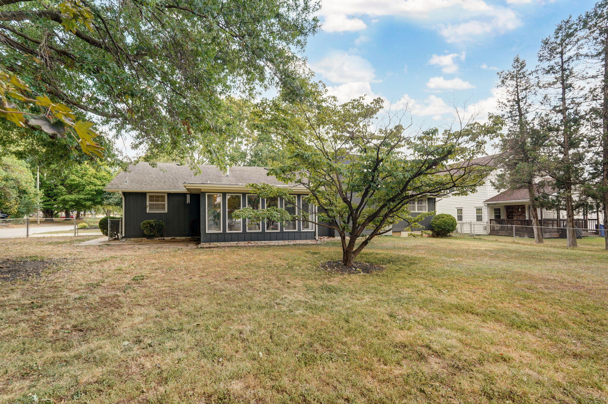 2231 East Meadow Drive Property Photo 35